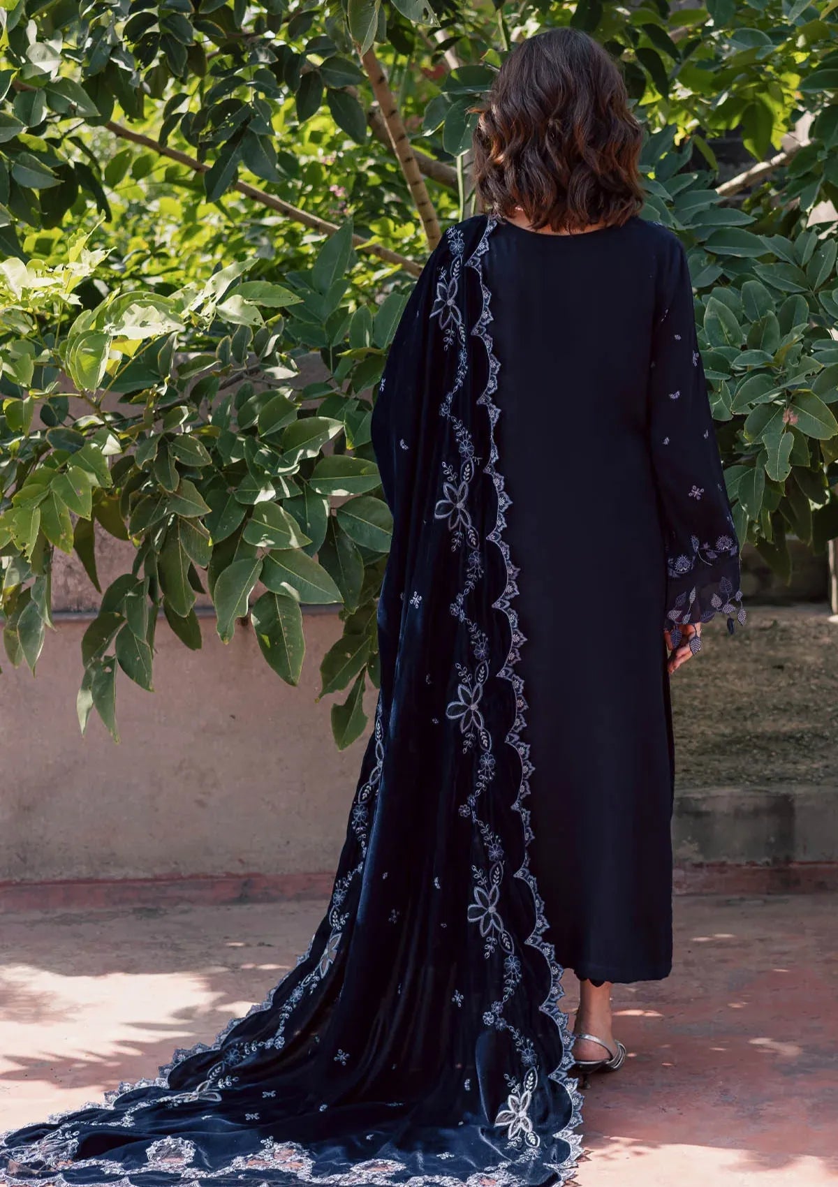 Nureh Exclusive Luxury Velvet Shawl'25 NE-180