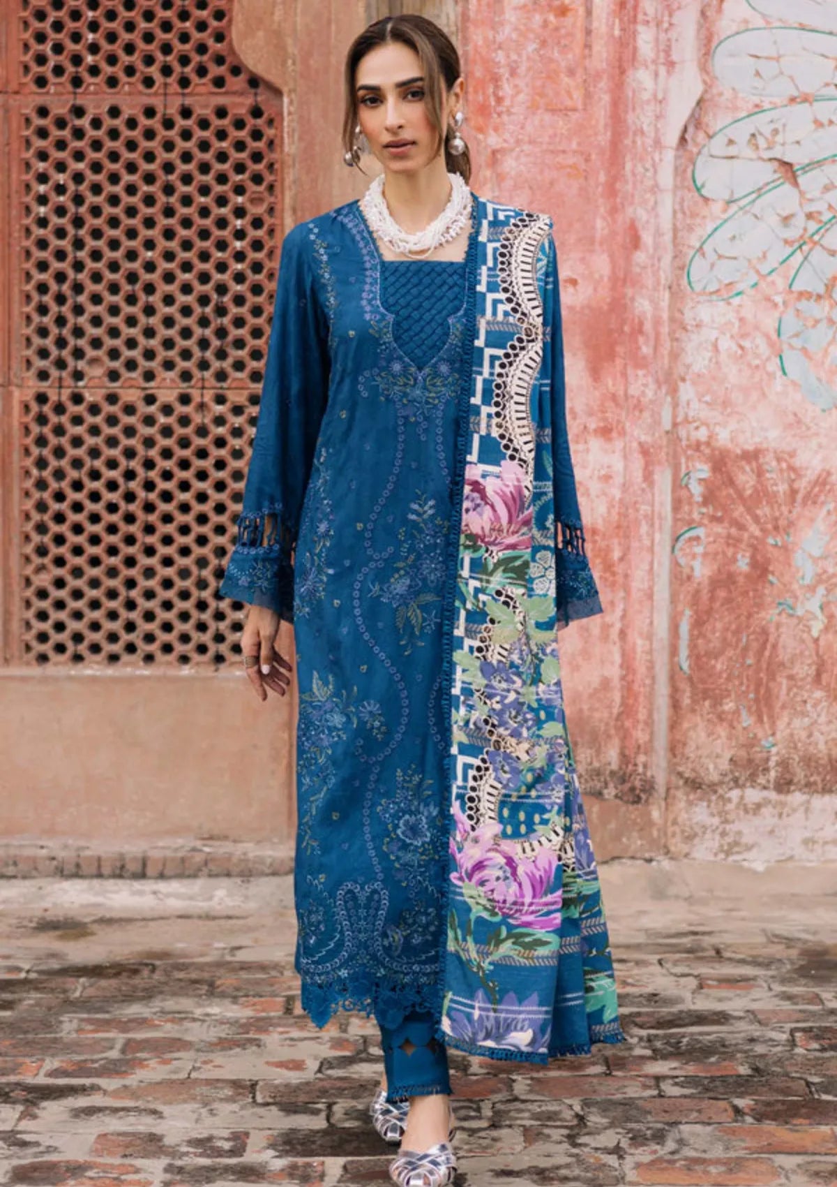 mohsin-saeed-fabrics-luxury-fashion-collection-daily-wear-wedding-and-formal-in-budget-This-product-is-from-nureh-maya-linen25-nw-102-is-available-on-Mohsin-saeed-fabrics-website.