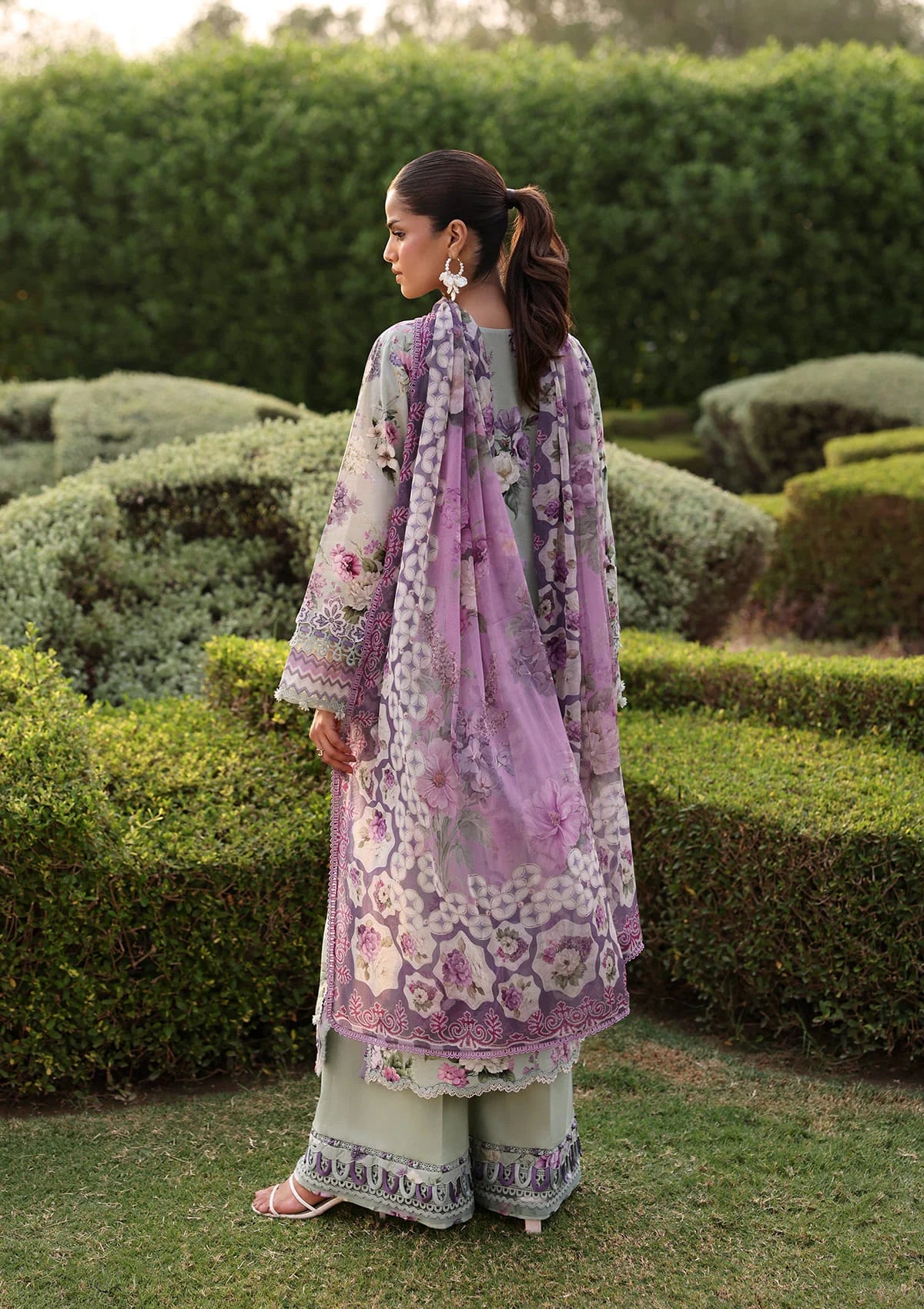 mohsin-saeed-fabrics-is-selling-online-and-in stores-Luxury-daily-wear-wedding-wear-formal-wear-in-budgeted-price-This-product-is-from-elaf-belladore-prints-lawn26-epa-06a-castella is-available-on-Mohsin-saeed-fabrics-website.