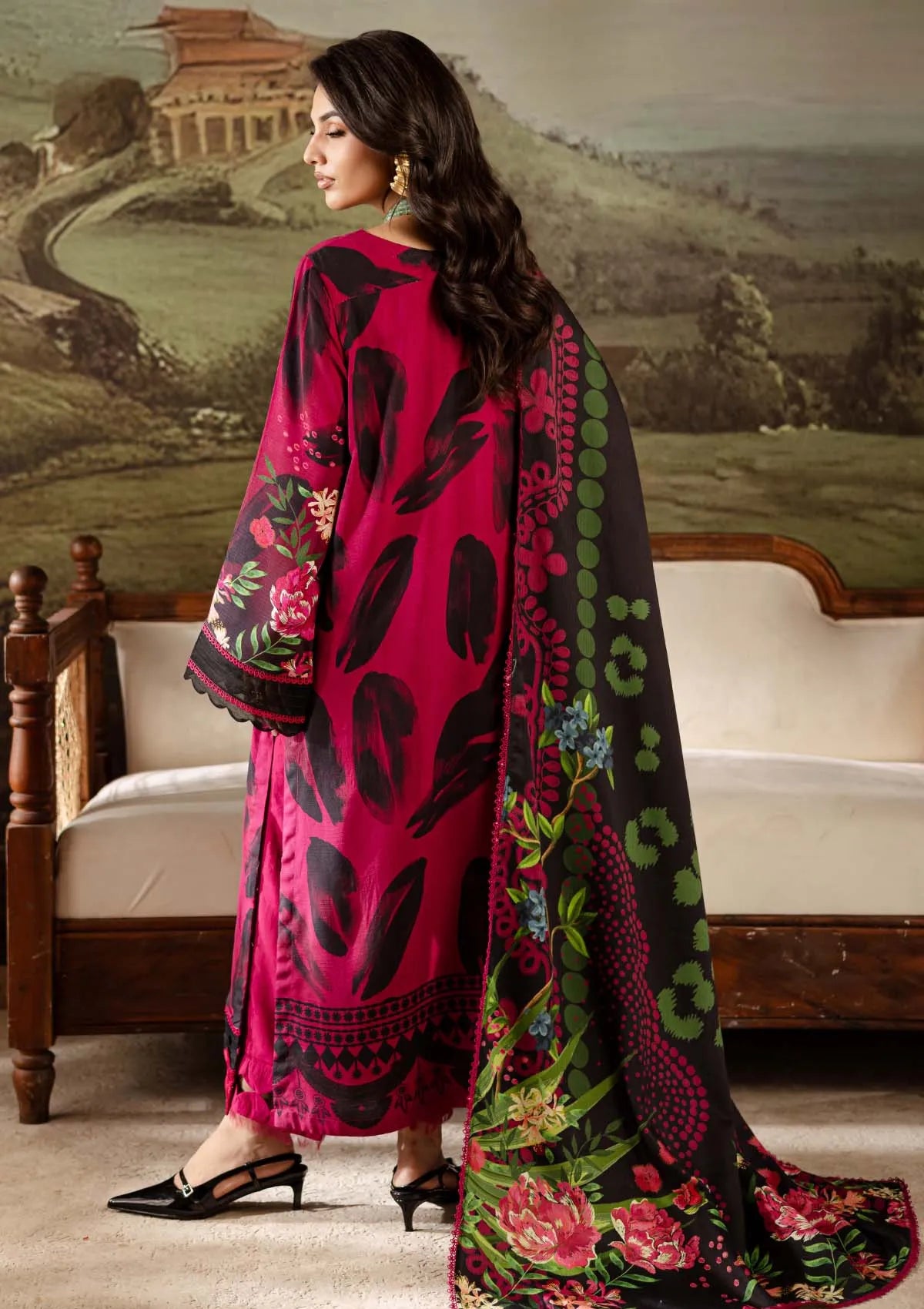 mohsin-saeed-fabrics-is-selling-online-and-in stores-Luxury-daily-wear-wedding-wear-formal-wear-in-budgeted-price.This-product-is-from-nureh-signature-printed-linen25-sp-177-is-available-on-Mohsin-saeed-fabrics-website.