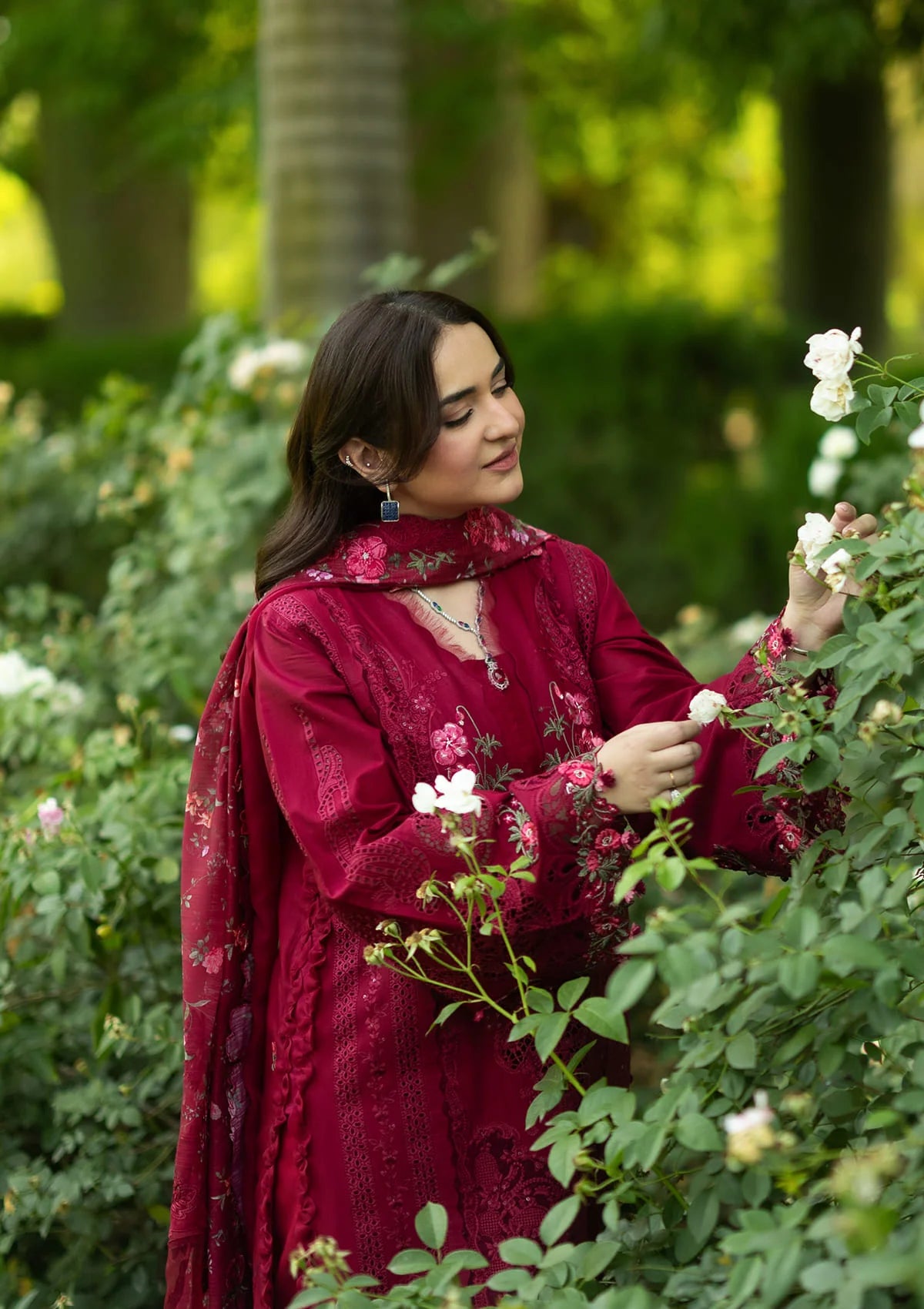 Elaf Luxury Lawn Vol-2'26 ELQ-4A FALLING PETALS