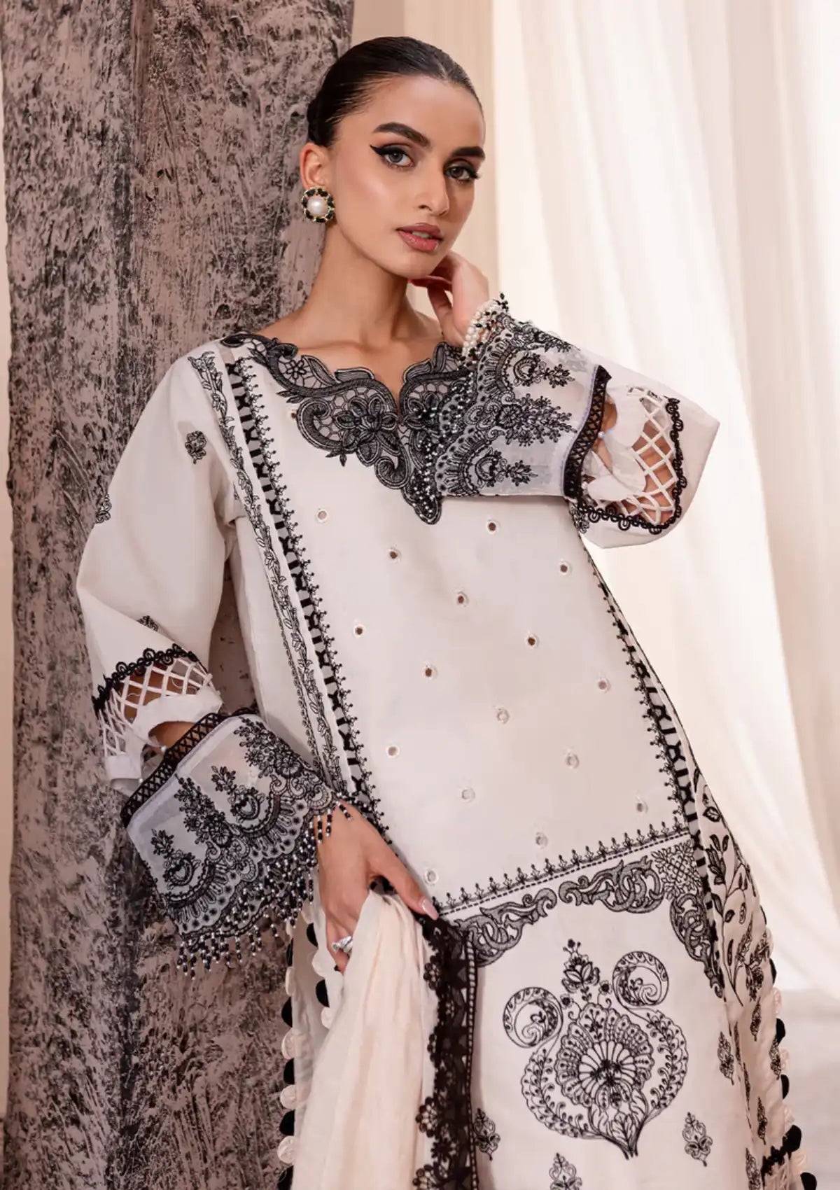 Parishay Regalia Festive Summer'24 RL-10 - Mohsin Saeed Fabrics