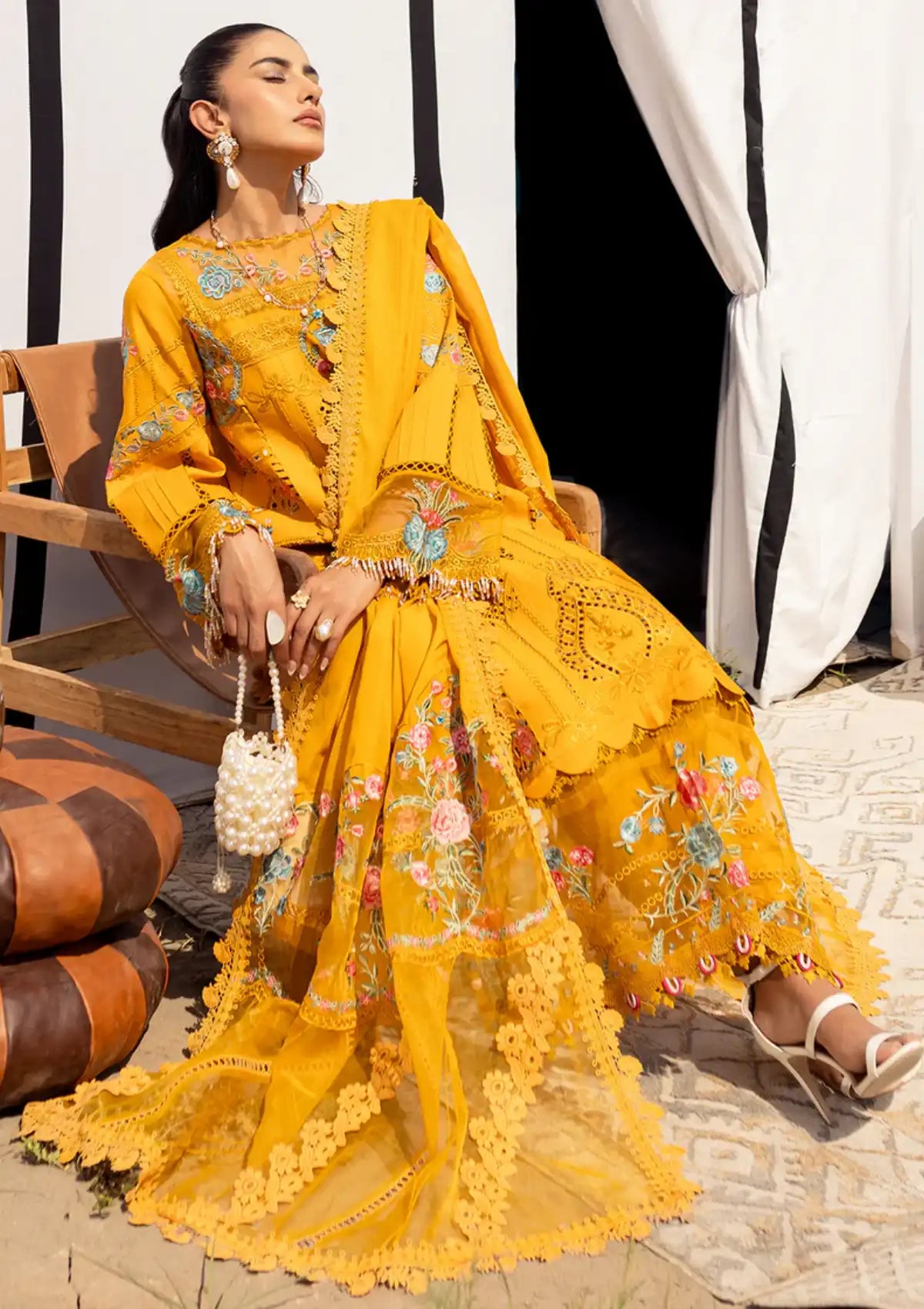 Parishay Janan Luxury Lawn'24 JL-06 - Mohsin Saeed Fabrics