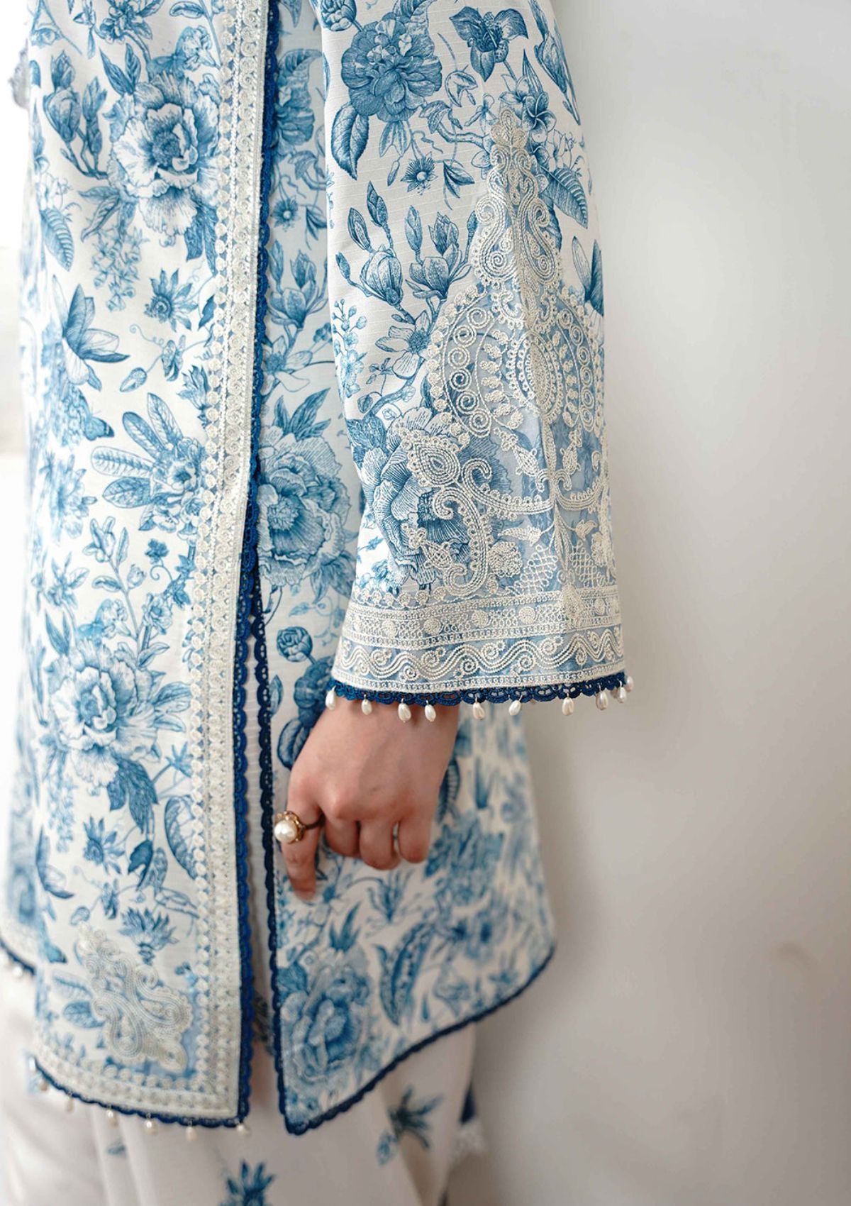 Bin Ilyas Noura Lawn'24 74-A