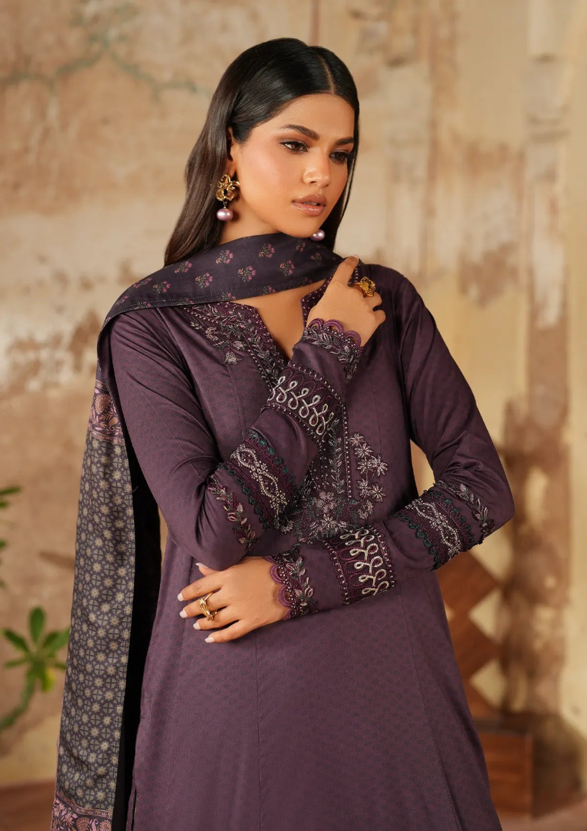 Iznik Pre-Fall'25 IPF-11