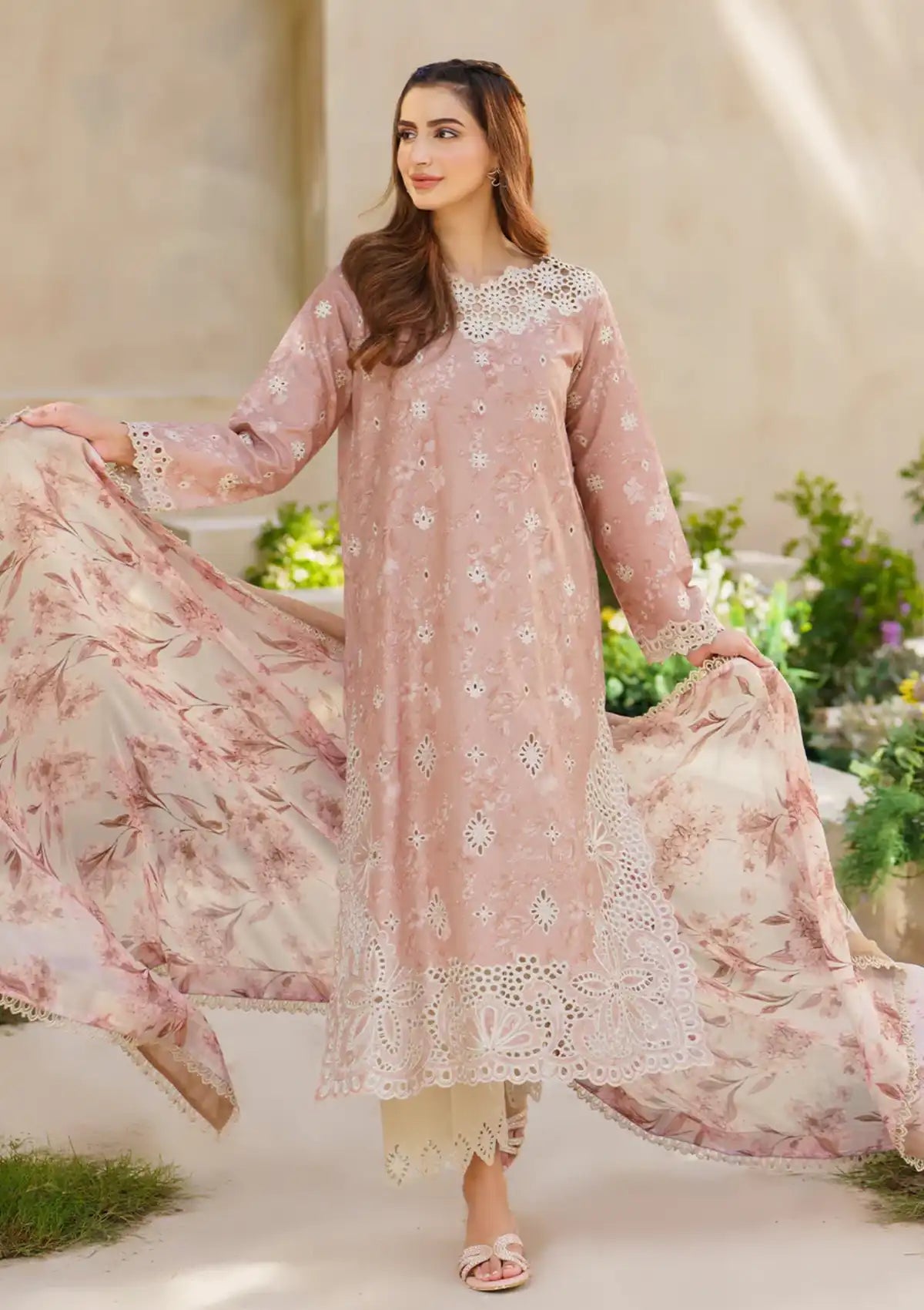 Iznik Festive Lawn'24 SFL-11 BLISS