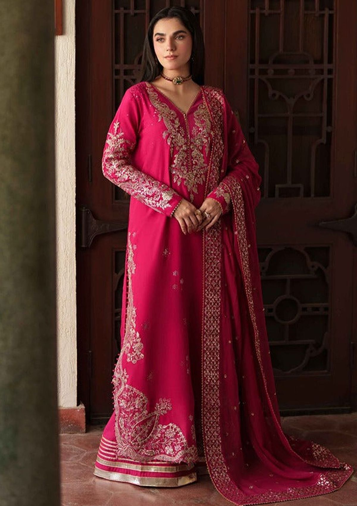 Neeshay Shagun Formals'26 -Parisa