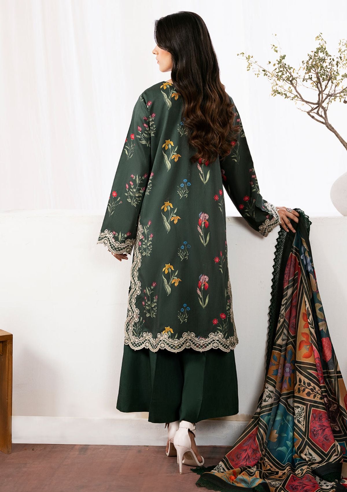 Bin Ilyas Noura Lawn'24 77-B