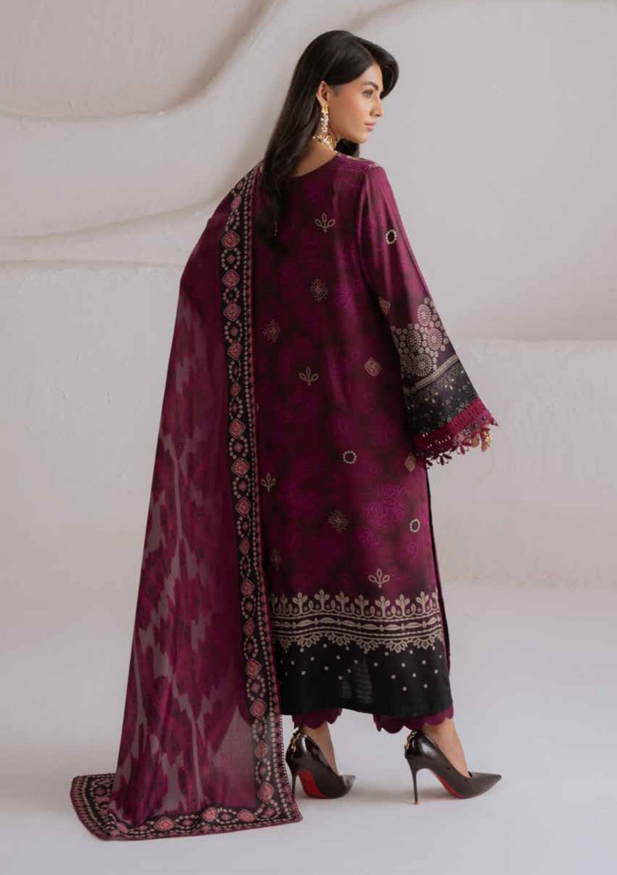 Nureh Signature Prints'26 SP-216