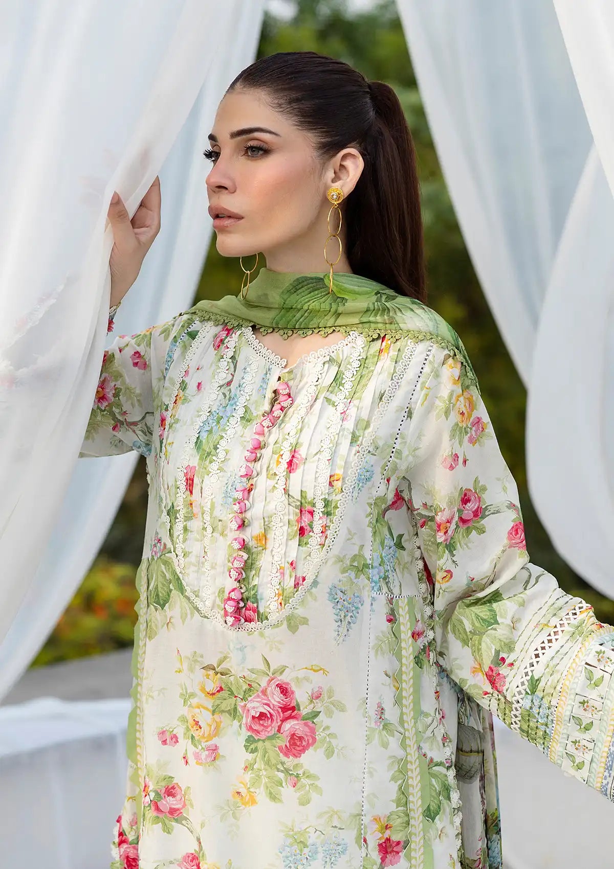 mohsin-saeed-fabrics-designer-daily-wear-formal-and-wedding-suits-within-budget-This-product-is-from-elaf-prints-lawn25-ecd-06a-blossomea-is-available-on-Mohsin-saeed-fabrics-website.