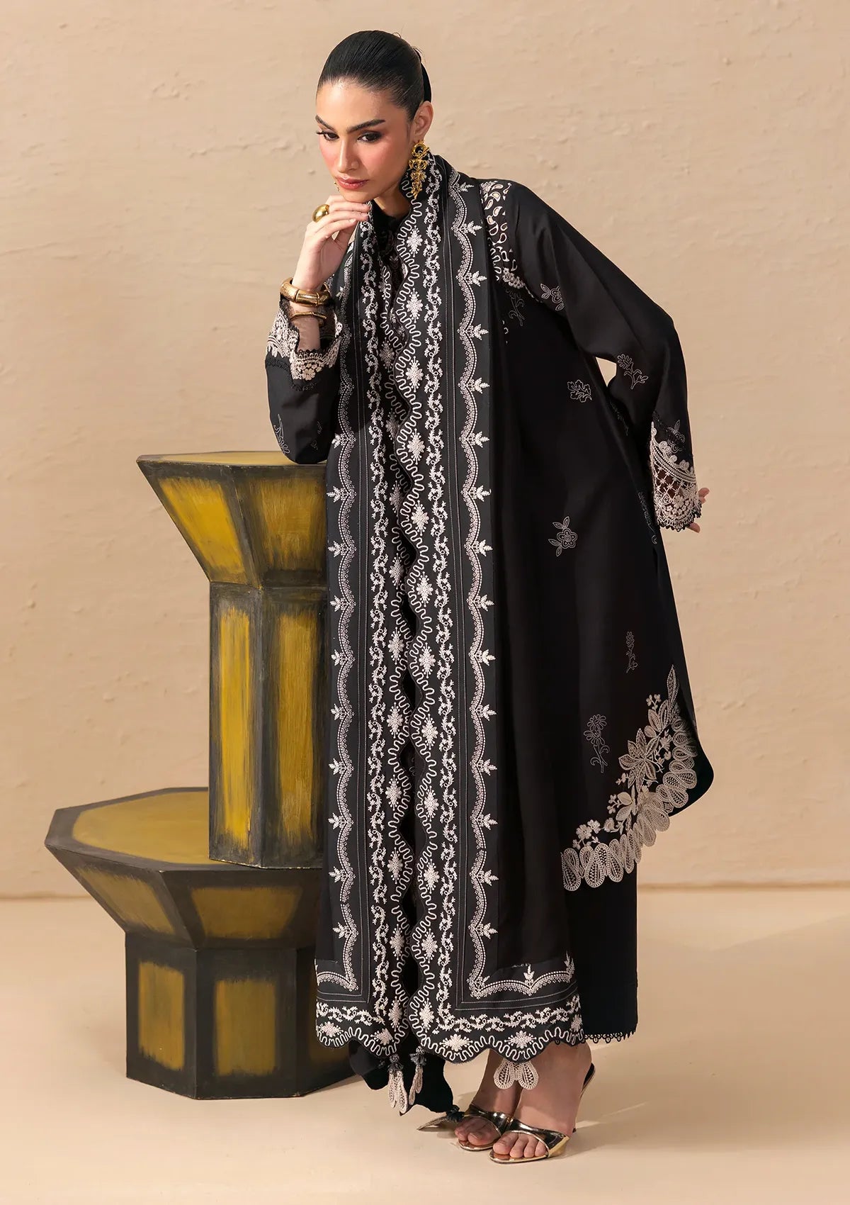 Qalamkar Qprints Linen'26 QPW-02 A Laiza