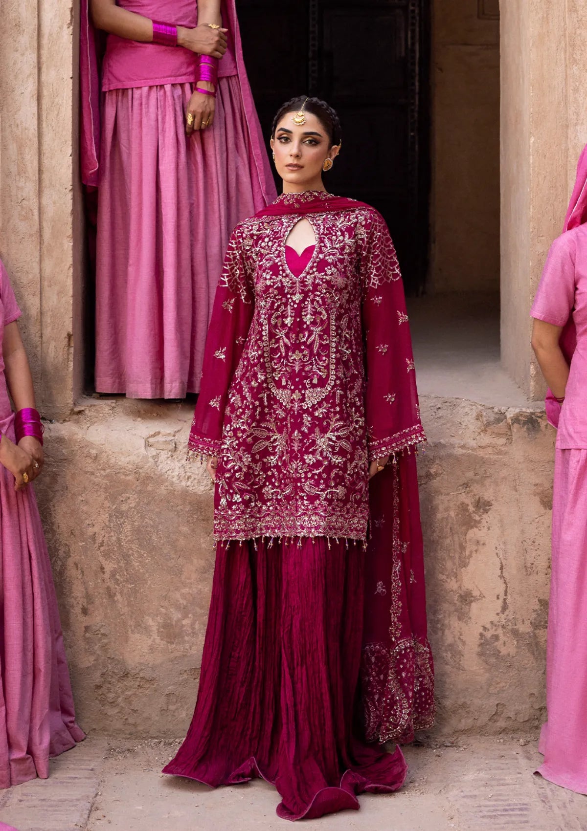 mohsin-saeed-fabrics-designer-daily-wear-formal-and-wedding-suits-within-budget-This-product-is-from-emaan-adeel-the-empress-wedding-formals25-kasyra-is-available-on-Mohsin-saeed-fabrics-website.