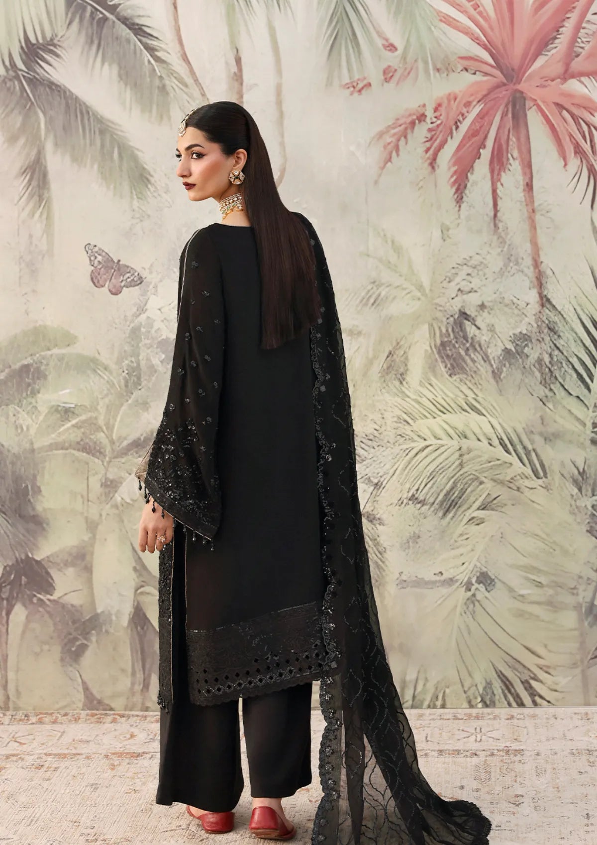 mohsin-saeed-fabrics-luxury-fashion-collection-daily-wear-wedding-and-formal-in-budget-This-product-is-from-romansiyyah-luxury-formal25-zareenah-is-available-on-Mohsin-saeed-fabrics-website.