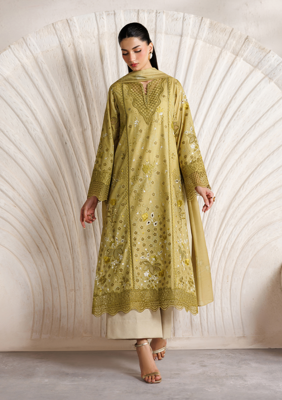 Iznik Festive Lawn'26 IBE-09