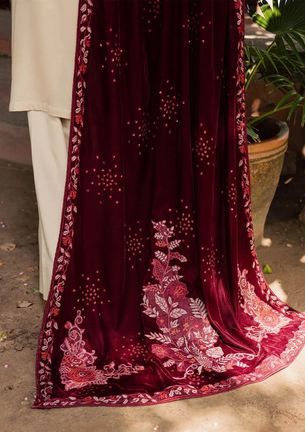 Nureh Exclusive Luxury Velvet Shawl'25 NE-181