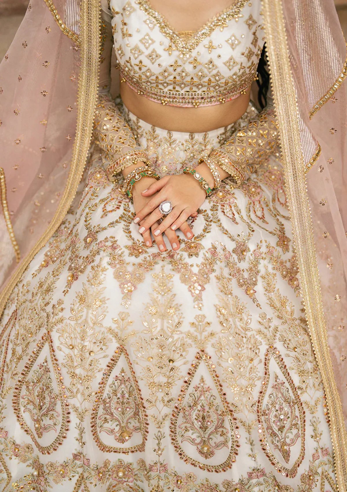 Zarlish By Mohsin Naveed Ranjha Festive'25 Vol-6 D-05 Kohinoor