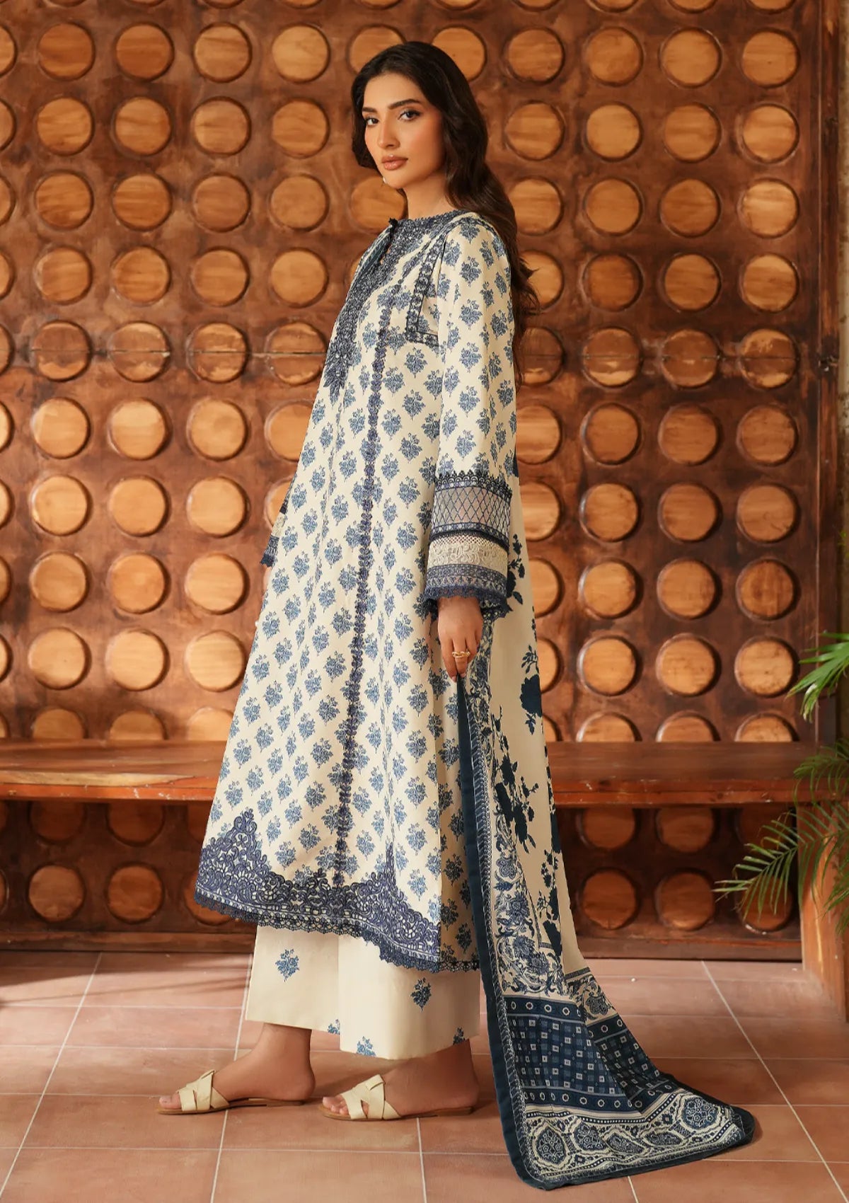 Iznik Pre-Fall'25 IPF-07