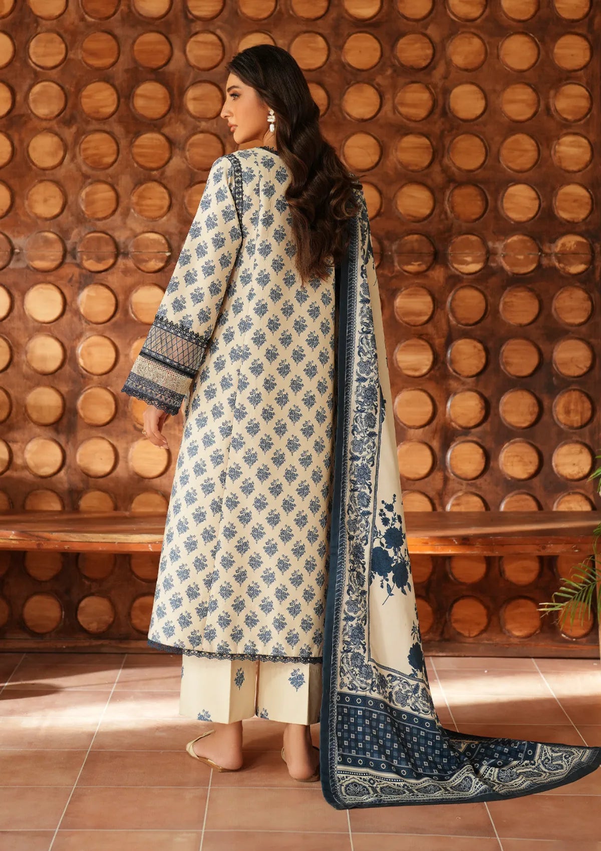 Iznik Pre-Fall'25 IPF-07