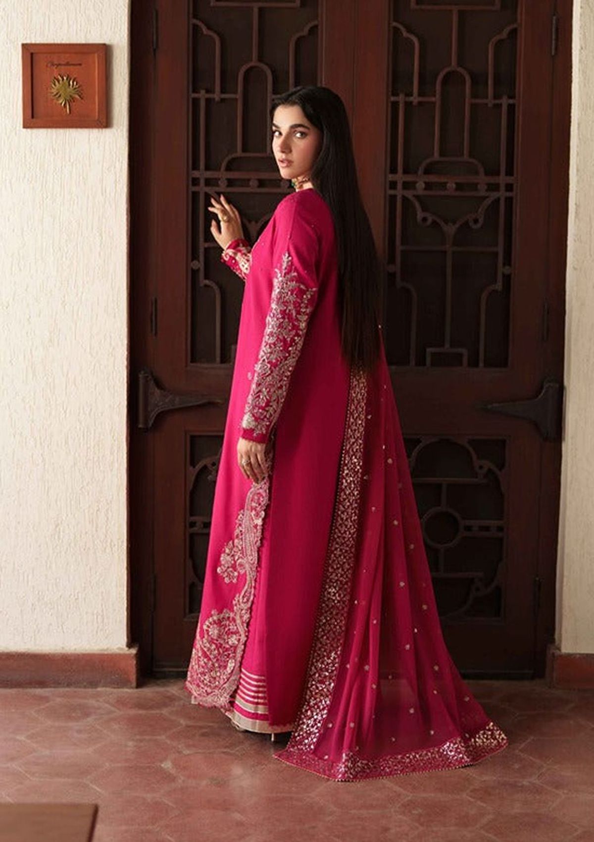Neeshay Shagun Formals'26 -Parisa