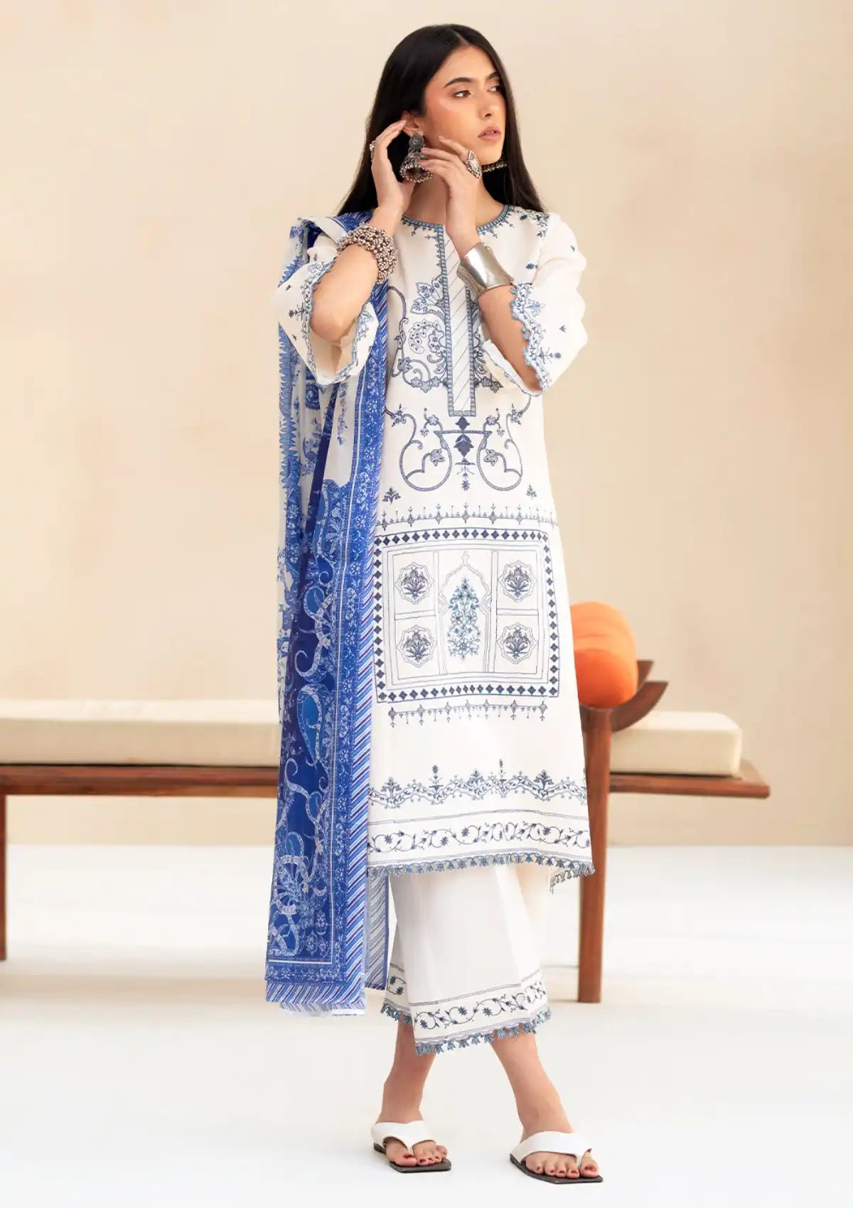 mohsin-saeed-fabrics-luxury-fashion-collection-daily-wear-wedding-and-formal-in-budget-This-product-is-from-bin-ilyas-aaina-summer-edit25-85-b-is-available-on-Mohsin-saeed-fabrics-website.