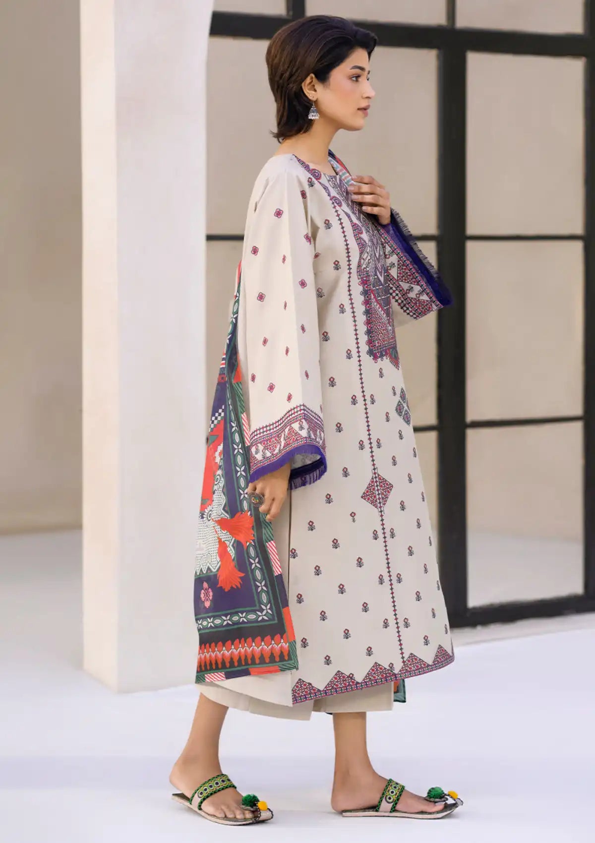 mohsin-saeed-fabrics-luxury-fashion-collection-daily-wear-wedding-and-formal-in-budget-This-product-is-from-bin-ilyas-aaina-summer-edit25-86-a-is-available-on-Mohsin-saeed-fabrics-website.