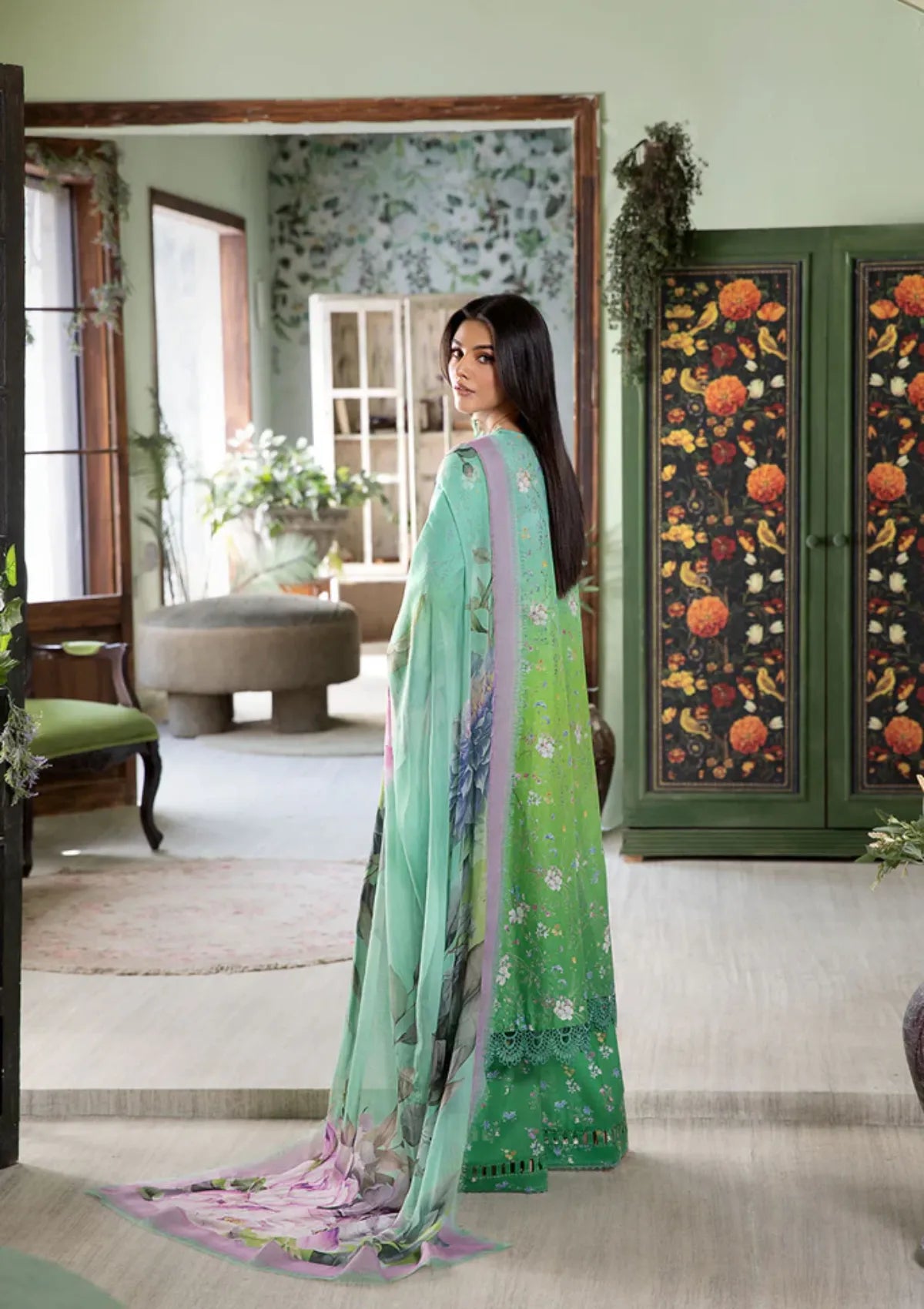 mohsin-saeed-fabrics-is-selling-online-and-in stores-Luxury-daily-wear-wedding-wear-formal-wear-in-budgeted-price-This-product-is-from-sobia-nazir-vital-vol-2-lawn25-d-8b-is-available-on-Mohsin-saeed-fabrics-website.