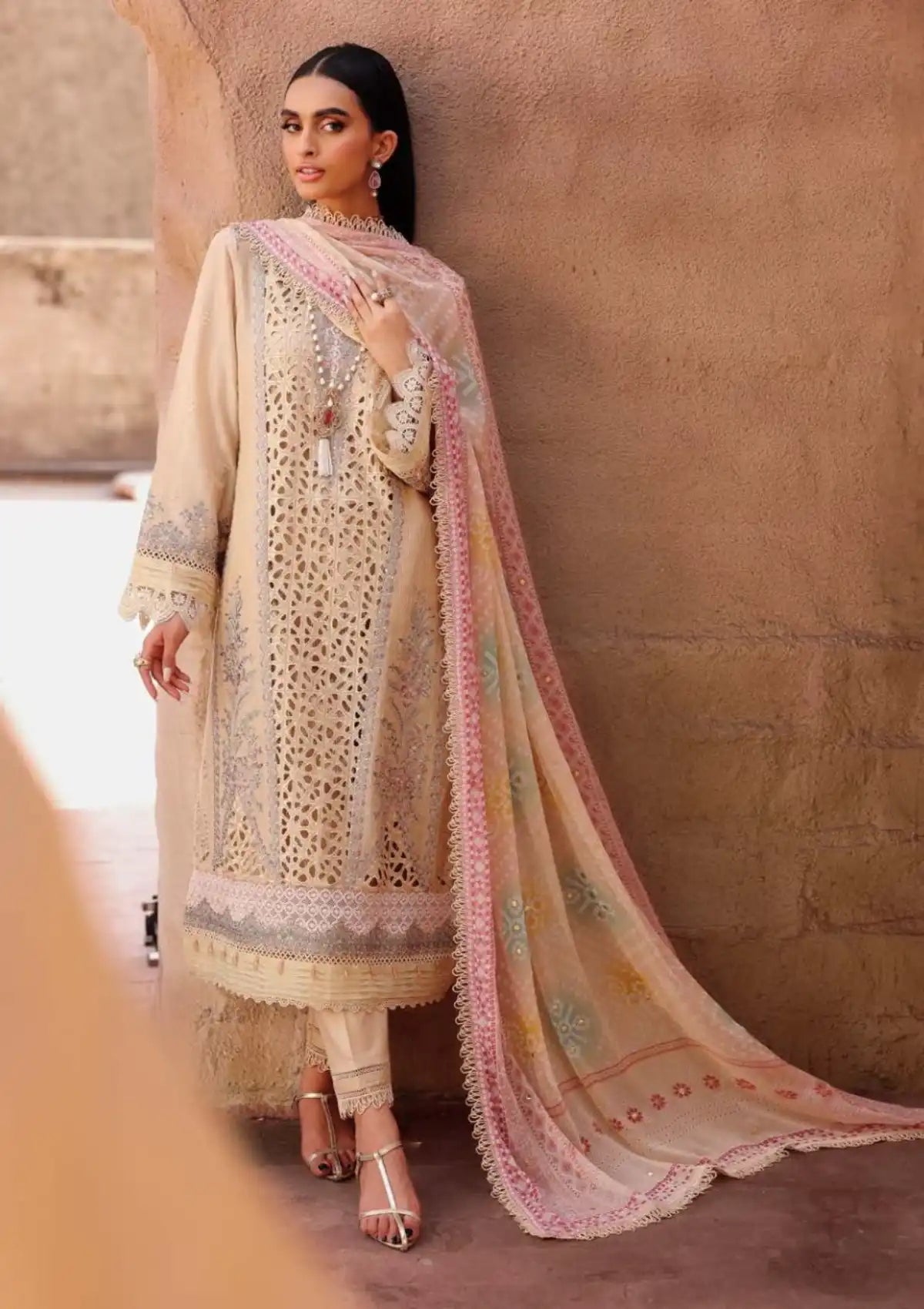 mohsin-saeed-fabrics-is-selling-online-and-in stores-Luxury-daily-wear-wedding-wear-formal-wear-in-budgeted-price-This-product-is-from-nureh-bazaar-chikankari-lawn25-ne-159-is-available-on-Mohsin-saeed-fabrics-website.