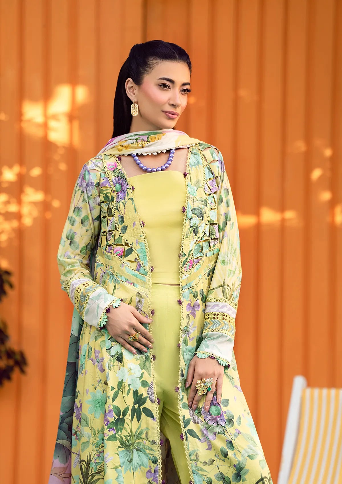 mohsin-saeed-fabrics-designer-daily-wear-formal-and-wedding-suits-within-budget-This-product-is-from-elaf-prints-lawn25-vol-2-eps-7a-daisy-fields-is-available-on-Mohsin-saeed-fabrics-website.