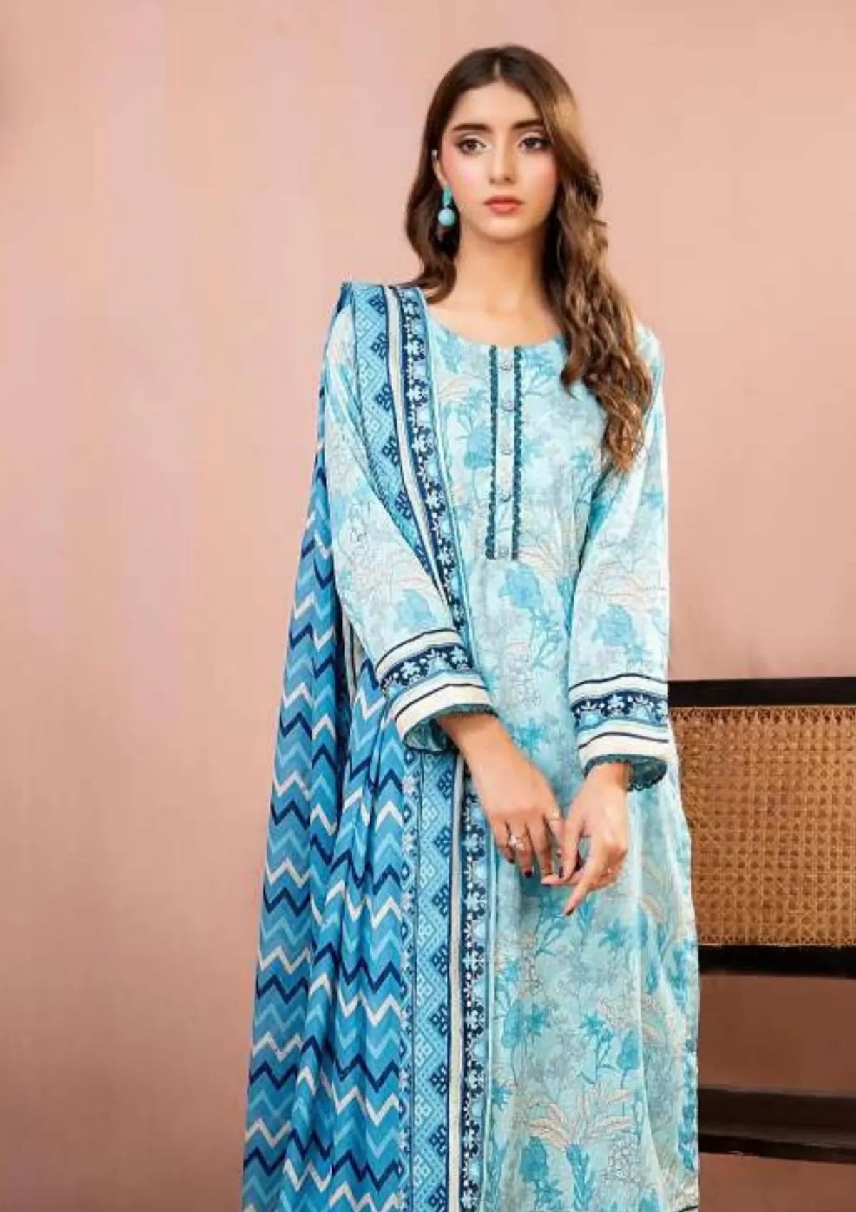 mohsin-saeed-fabrics-is-selling-online-and-in stores-Luxury-daily-wear-wedding-wear-formal-wear-in-budgeted-price-This-product-is-from-zesh-printed-lawn25-drop-27-artical-07-is-available-on-Mohsin-saeed-fabrics-website.