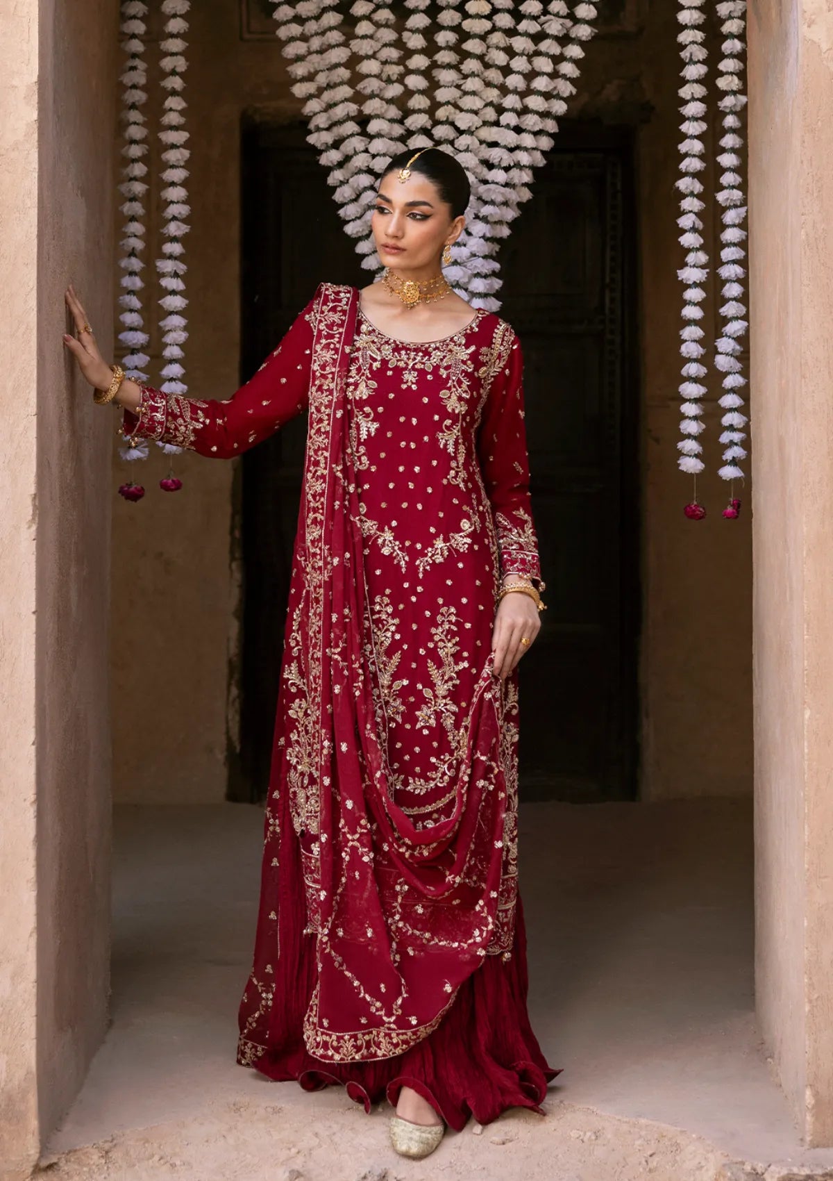 mohsin-saeed-fabrics-designer-daily-wear-formal-and-wedding-suits-within-budget-This-product-is-from-emaan-adeel-the-empress-wedding-formals25-rosmyn-is-available-on-Mohsin-saeed-fabrics-website.