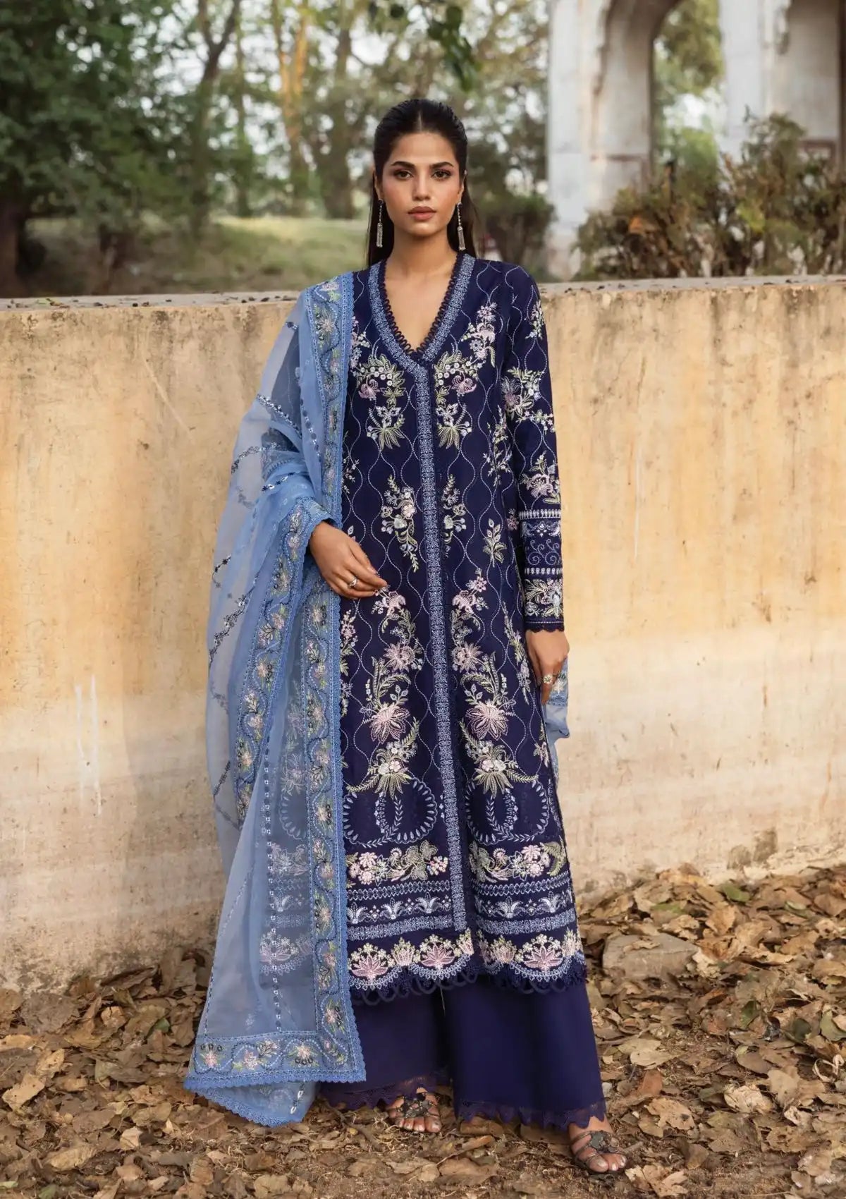 mohsin-saeed-fabrics-designer-daily-wear-formal-and-wedding-suits-within-budget-This-product-is-from-afrozeh-mulaqaat-festive-lawn25-al-25-v12-06-shiddaat-is-available-on-Mohsin-saeed-fabrics-website.