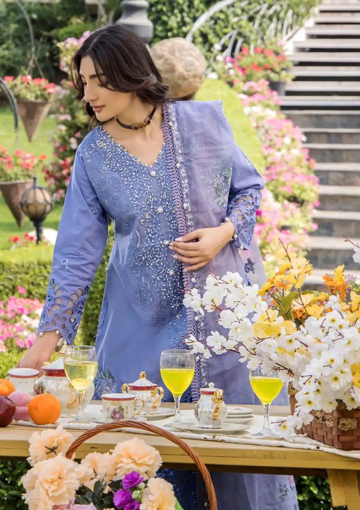 mohsin-saeed-fabrics-is-selling-online-and-in stores-Luxury-daily-wear-wedding-wear-formal-wear-in-budgeted-price-This-product-is-from-eshaisha-luxury-lawn25-ea-ll-5543-is-available-on-Mohsin-saeed-fabrics-website.