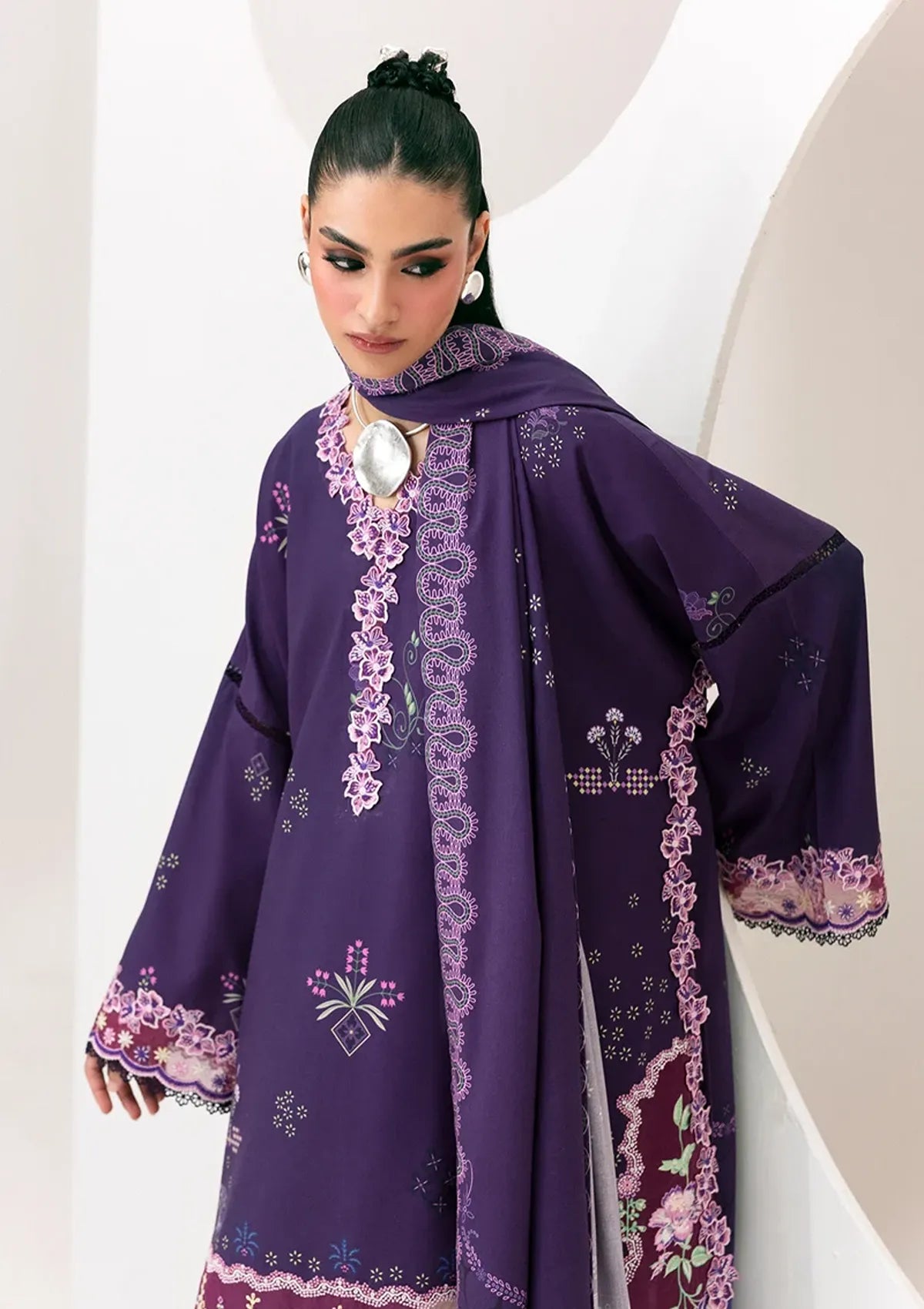 Qalamkar Qprints Linen'26 QPW-09 A Ramsha