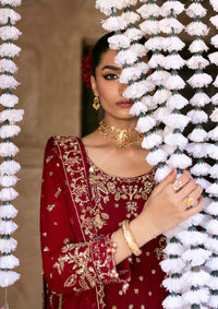mohsin-saeed-fabrics-designer-daily-wear-formal-and-wedding-suits-within-budget-This-product-is-from-emaan-adeel-the-empress-wedding-formals25-rosmyn-is-available-on-Mohsin-saeed-fabrics-website.