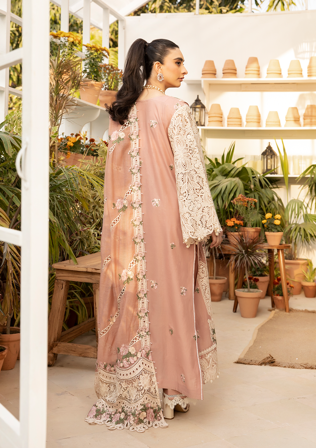 mohsin-saeed-fabrics-affordable-luxury-outfits-for-daily-formal-and-wedding-wear-This-product-is-from-elaf-luxury-lawn25-is-available-on-Mohsin-saeed-fabrics-website.