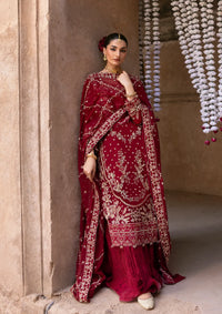 mohsin-saeed-fabrics-designer-daily-wear-formal-and-wedding-suits-within-budget-This-product-is-from-emaan-adeel-the-empress-wedding-formals25-rosmyn-is-available-on-Mohsin-saeed-fabrics-website.