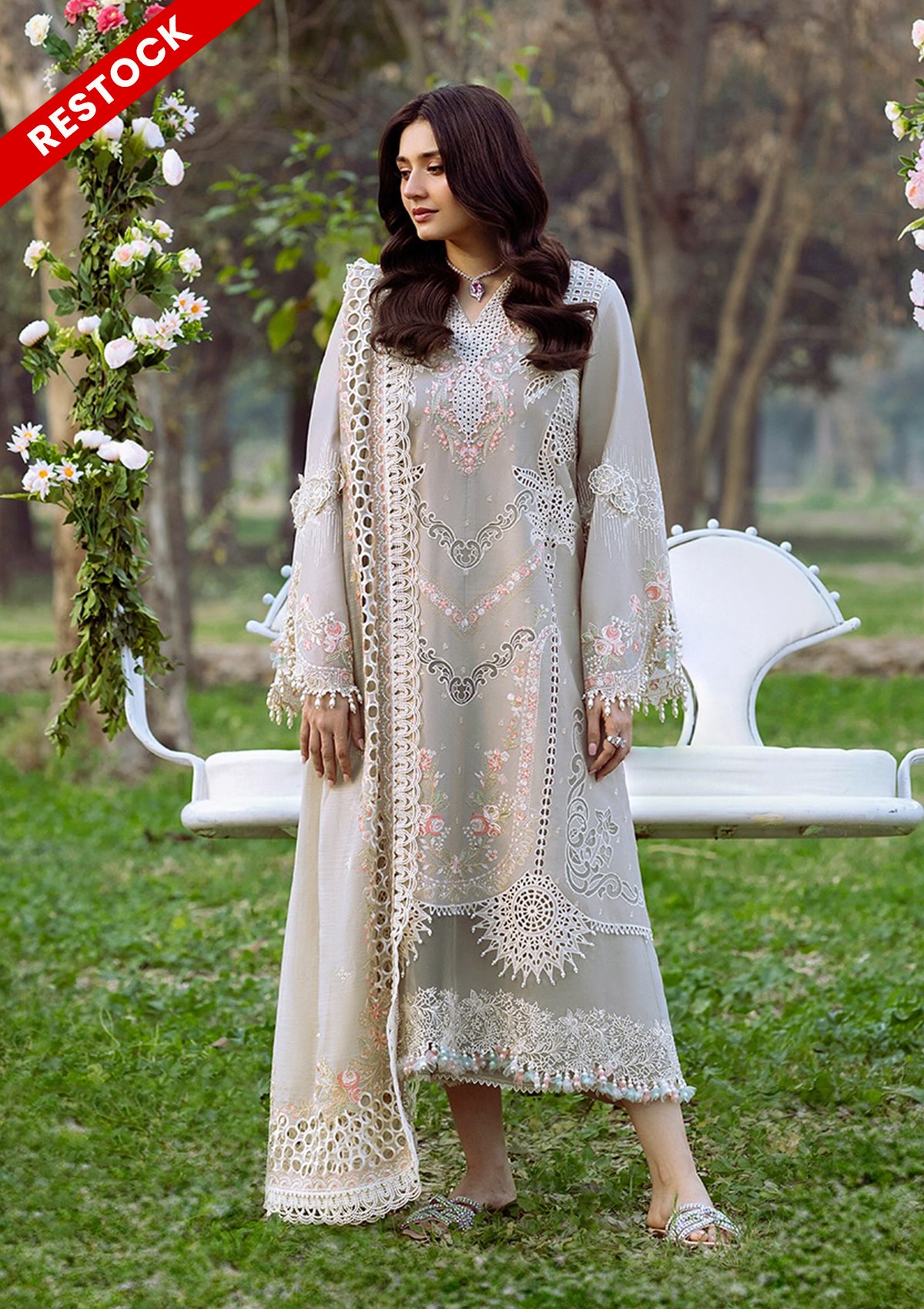 mohsin-saeed-fabrics-is-selling-online-and-in stores-Luxury-daily-wear-wedding-wear-formal-wear-in-budgeted-price-This-product-is-from-bin-ilyas-freesia-emb-lawn25-104-b-is-available-on-Mohsin-saeed-fabrics-website.