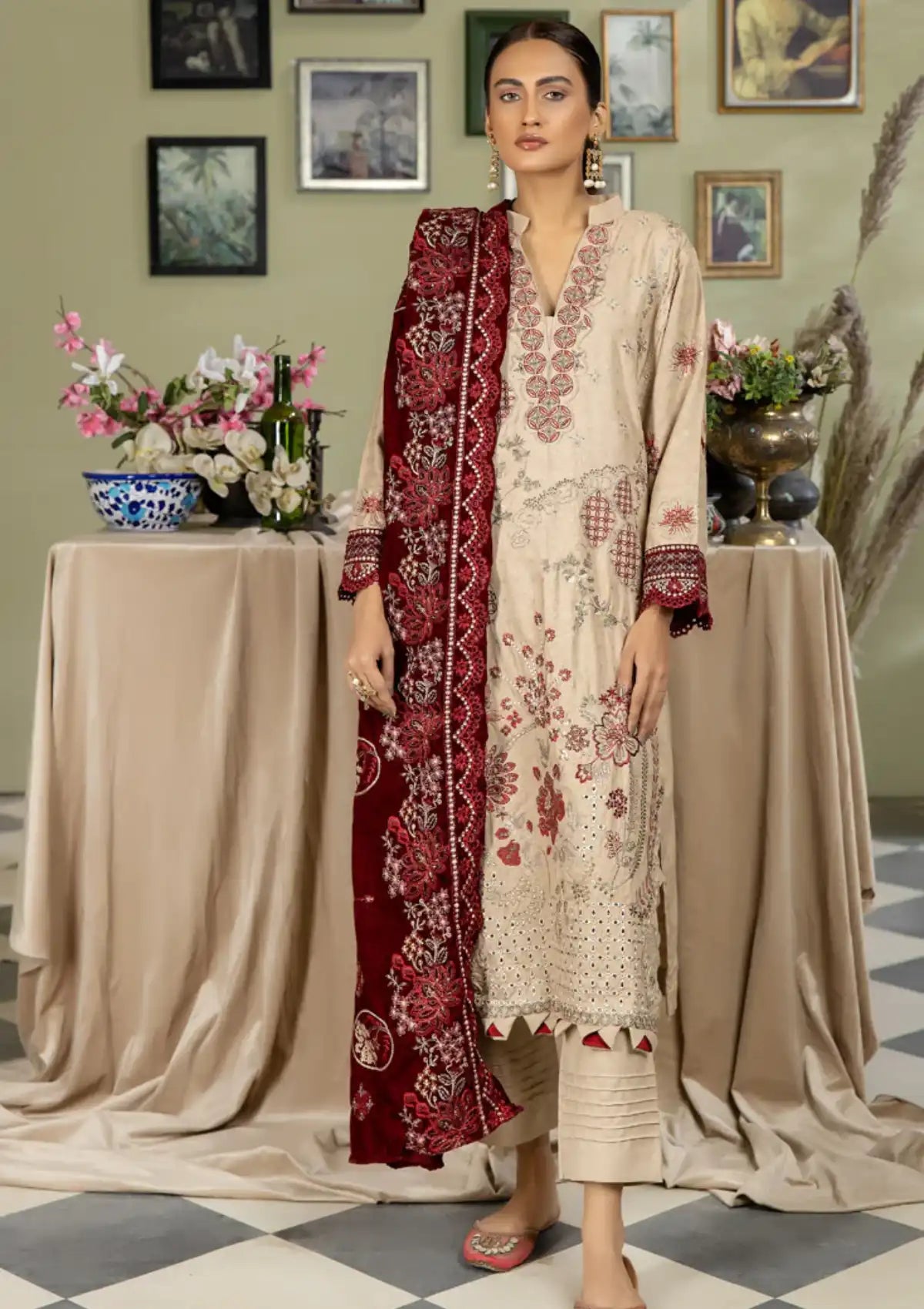 Marjjan Velvet Shawl'24 MVD-21 RED