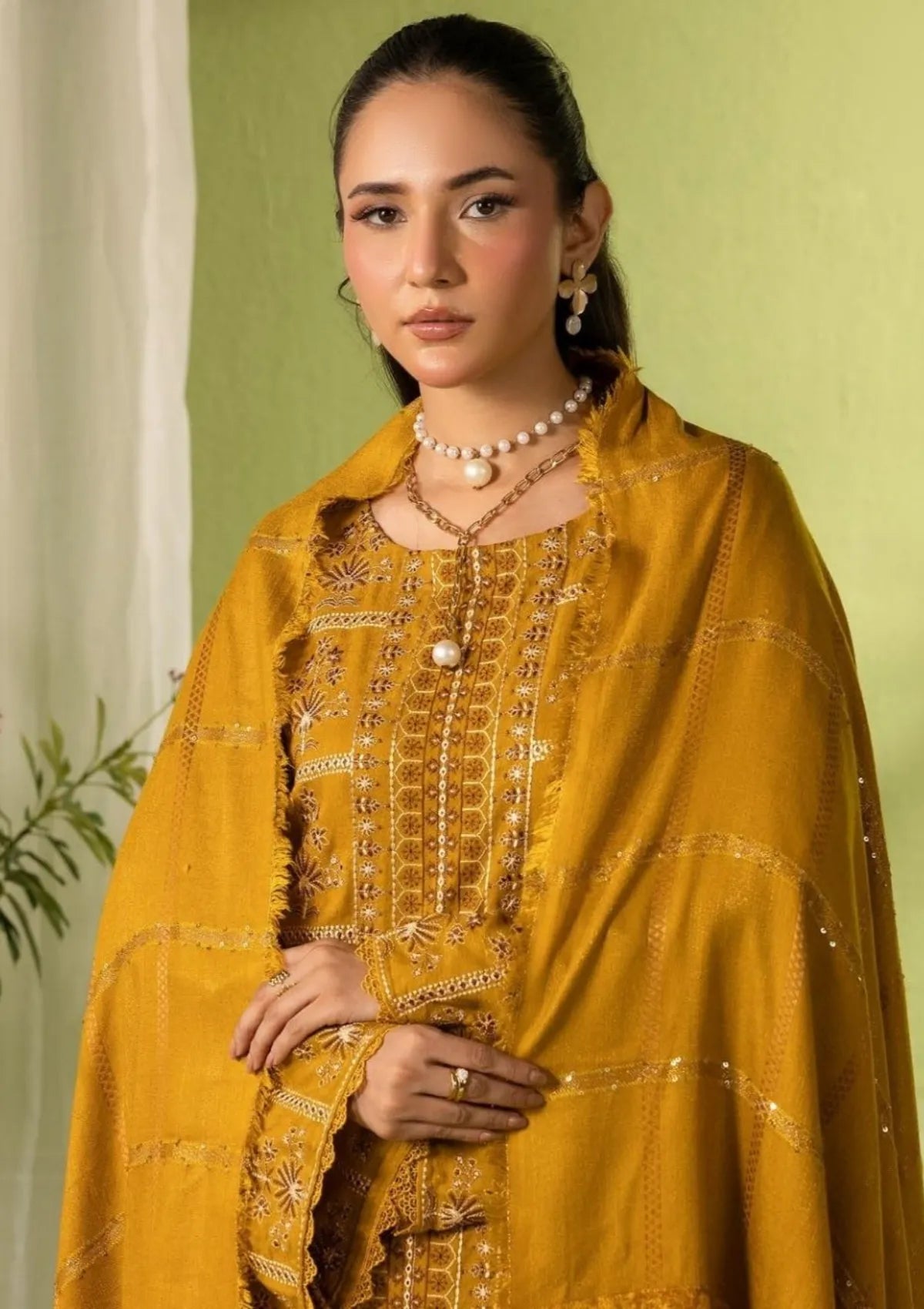 Ishq By Khoobsurat Peach Leather'25 IS-02