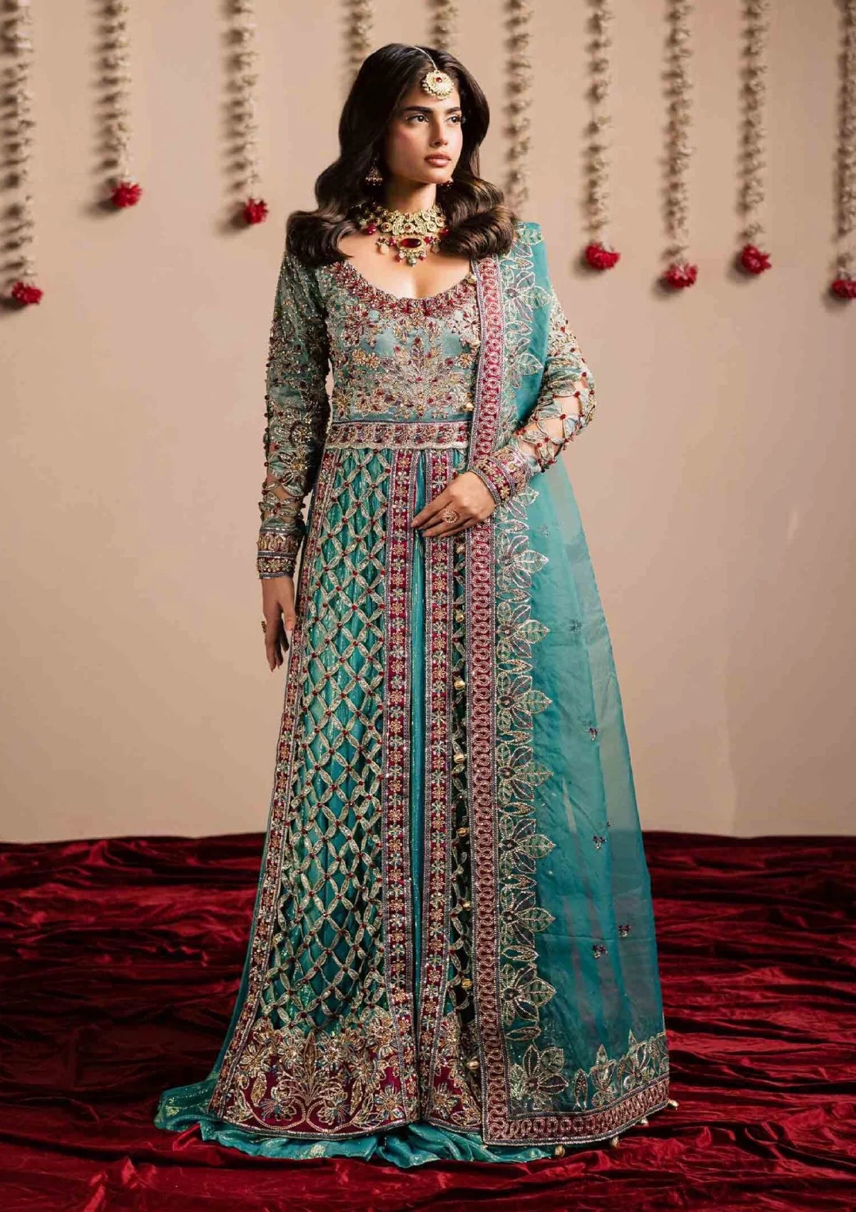 mohsin-saeed-fabrics-is-selling-online-and-in stores-Luxury-daily-wear-wedding-wear-formal-wear-in-budgeted-price-This-product-is-from-maria-osama-khan-jhil-mil-wedding-festive25-d-08-chamkeli-is-available-on-Mohsin-saeed-fabrics-website.