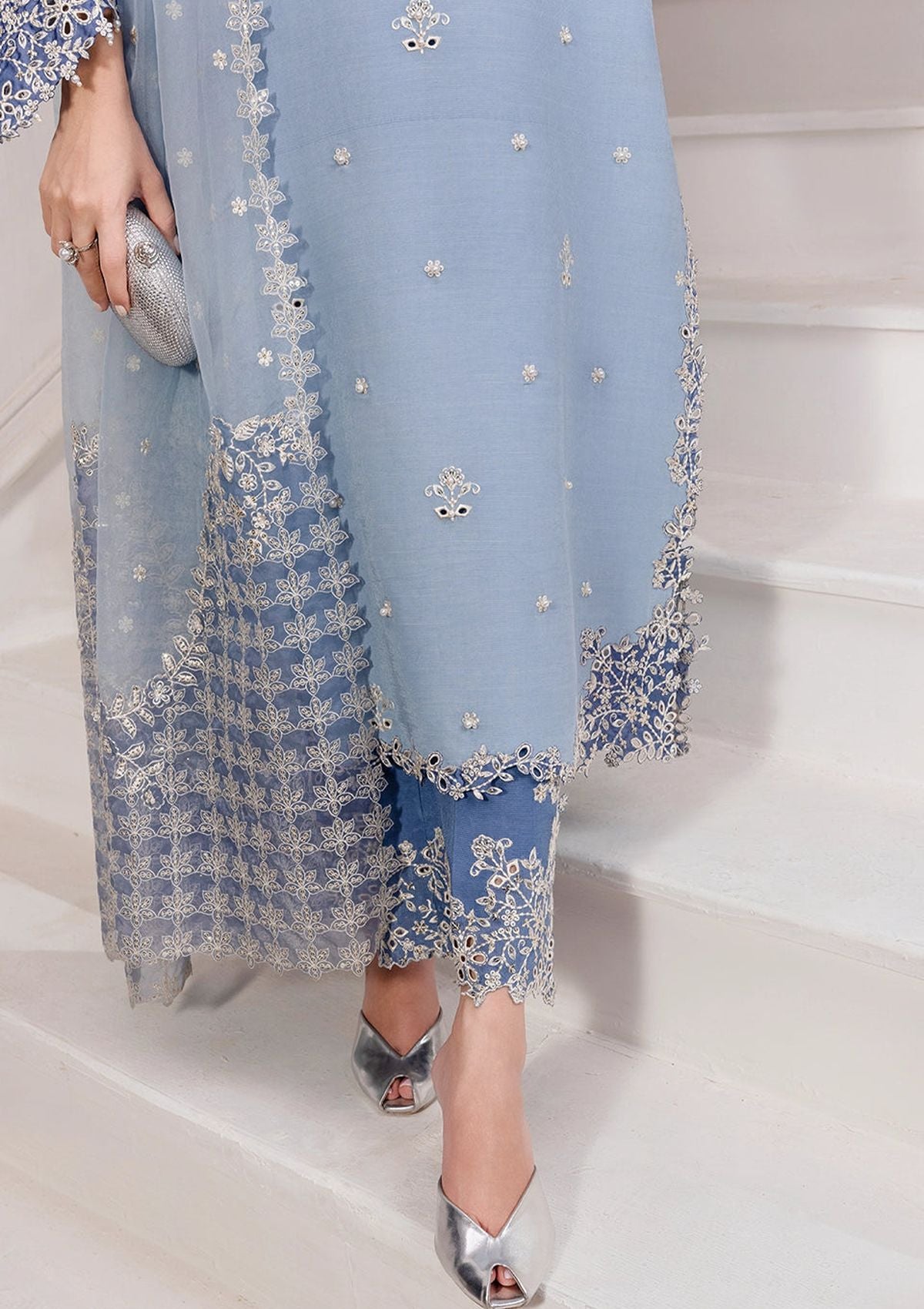 Rang Rasiya Lumeire Silk'26 D-10 Cielo