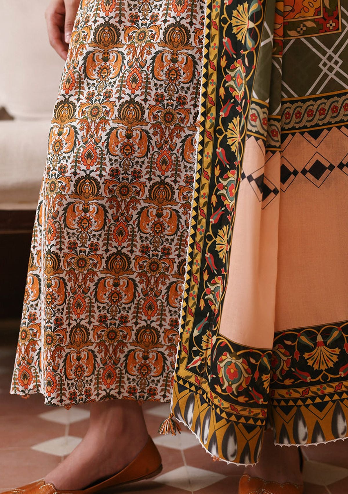 Zaha Amaya Printed Lawn'26 APL-05 SAHAR