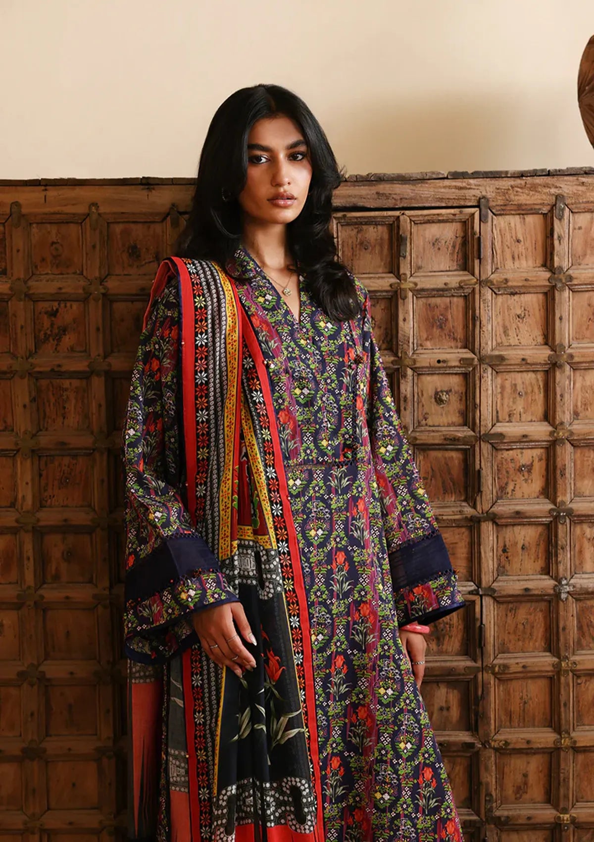 Zaha Amaya Printed Lawn'26 APL-08 VEDA