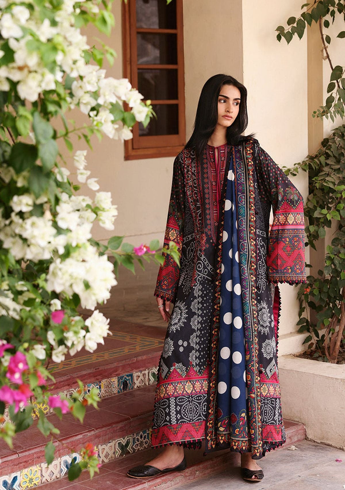 Zaha Amaya Printed Lawn'26 APL-03 NOIRA