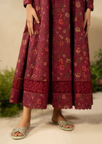 mohsin-saeed-fabrics-affordable-luxury-outfits-for-daily-formal-and-wedding-wear-This-product-is-from-iznik-festive-eid-lawn25-efl-10-is-available-on-Mohsin-saeed-fabrics-website.