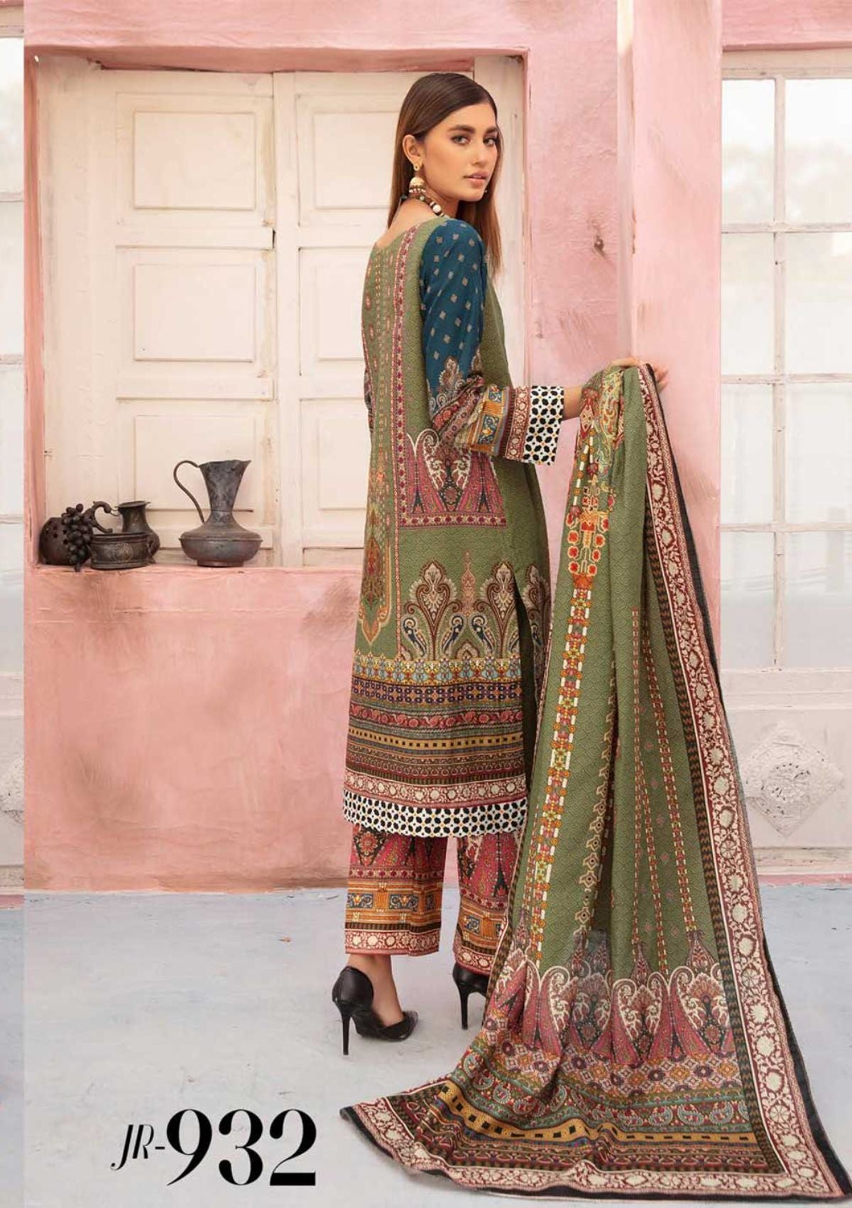 Nayab By Johra'22 JR-932 - Mohsin Saeed Fabrics
