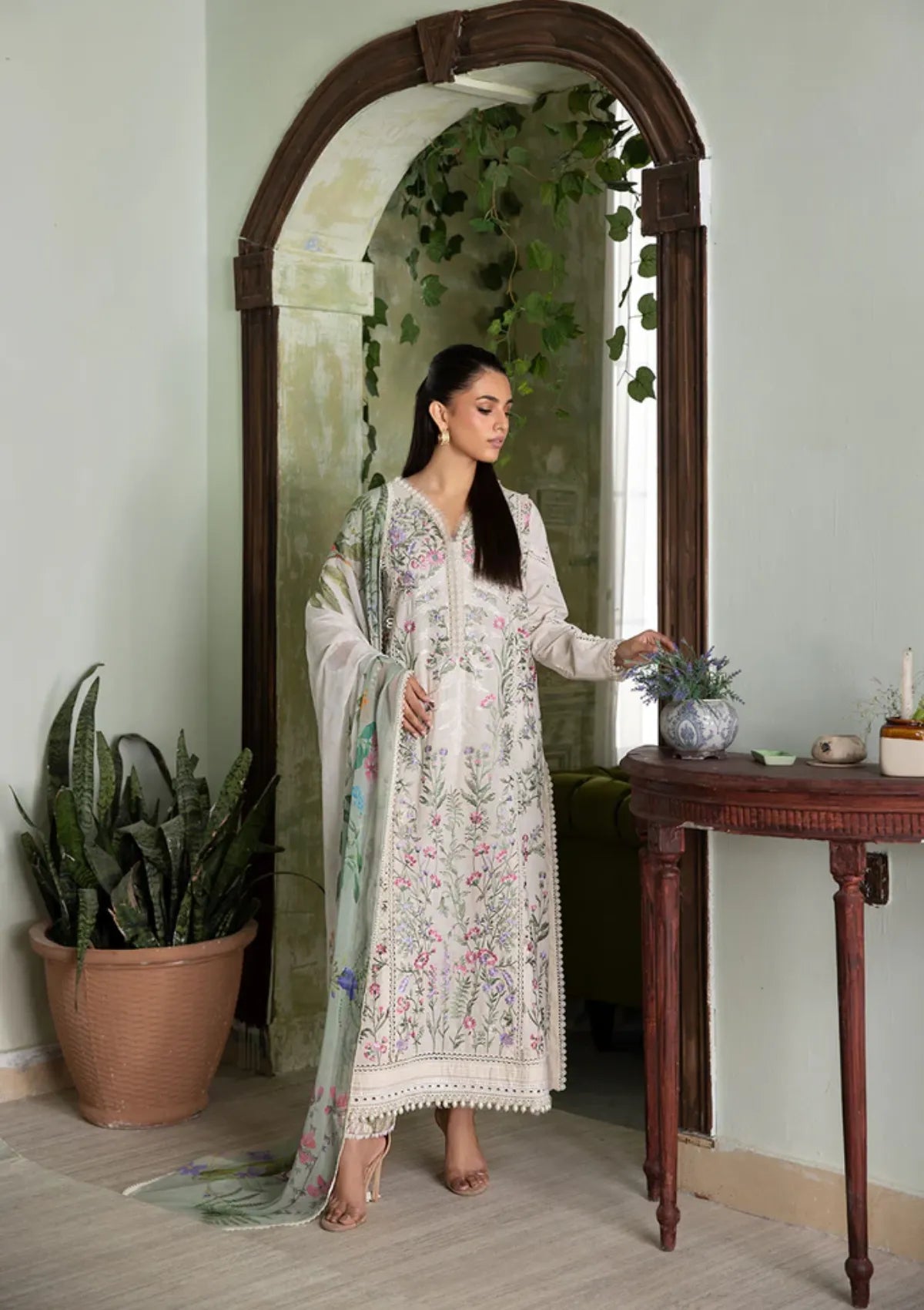 mohsin-saeed-fabrics-is-selling-online-and-in stores-Luxury-daily-wear-wedding-wear-formal-wear-in-budgeted-price-This-product-is-from-sobia-nazir-vital-vol-2-lawn25-d-9a-is-available-on-Mohsin-saeed-fabrics-website.