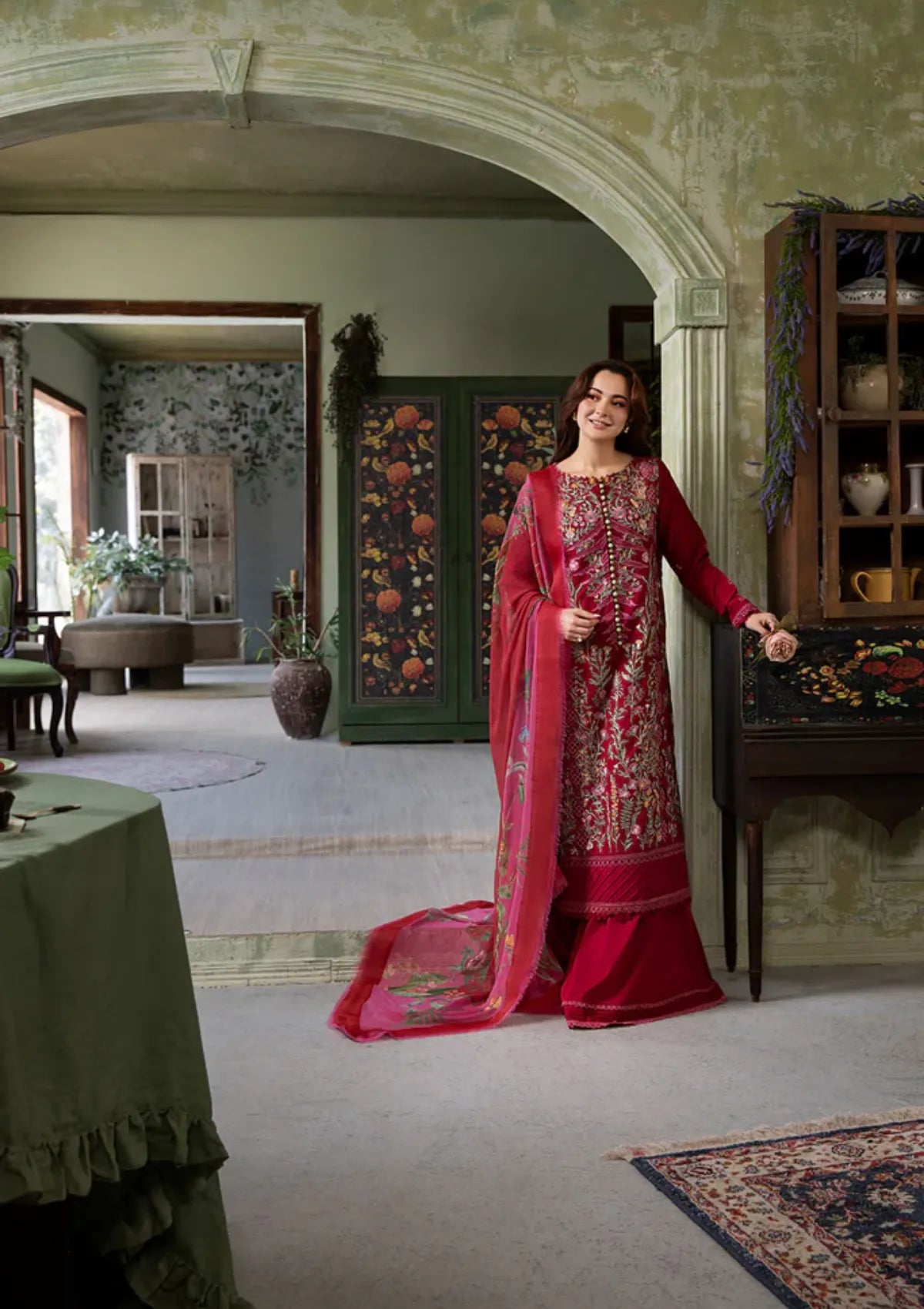 mohsin-saeed-fabrics-is-selling-online-and-in stores-Luxury-daily-wear-wedding-wear-formal-wear-in-budgeted-price-This-product-is-from-sobia-nazir-vital-vol-2-lawn25-d-9b-is-available-on-Mohsin-saeed-fabrics-website.