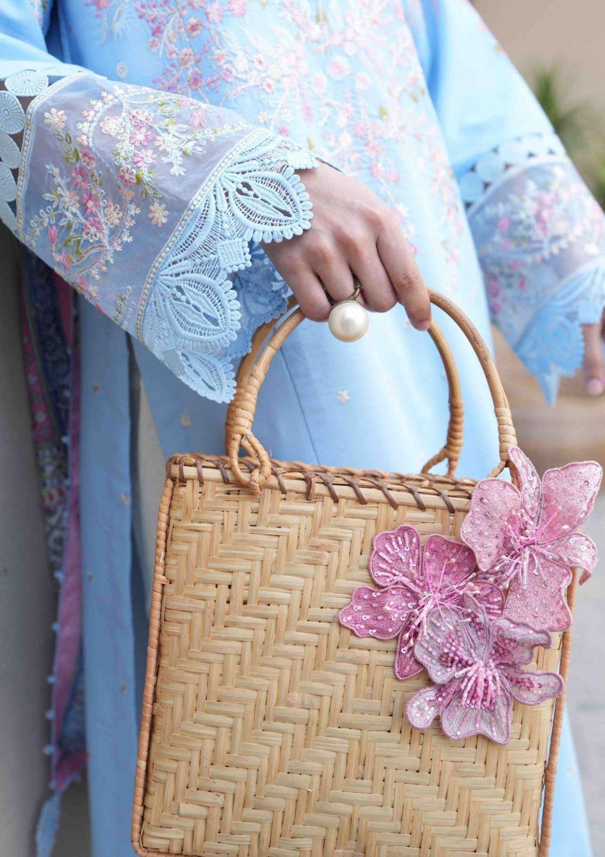 mohsin-saeed-fabrics-luxury-fashion-collection-daily-wear-wedding-and-formal-in-budget-This-product-is-from-sahane-yaariyan-vol-1-lawn25-ct-03-is-available-on-Mohsin-saeed-fabrics-website.