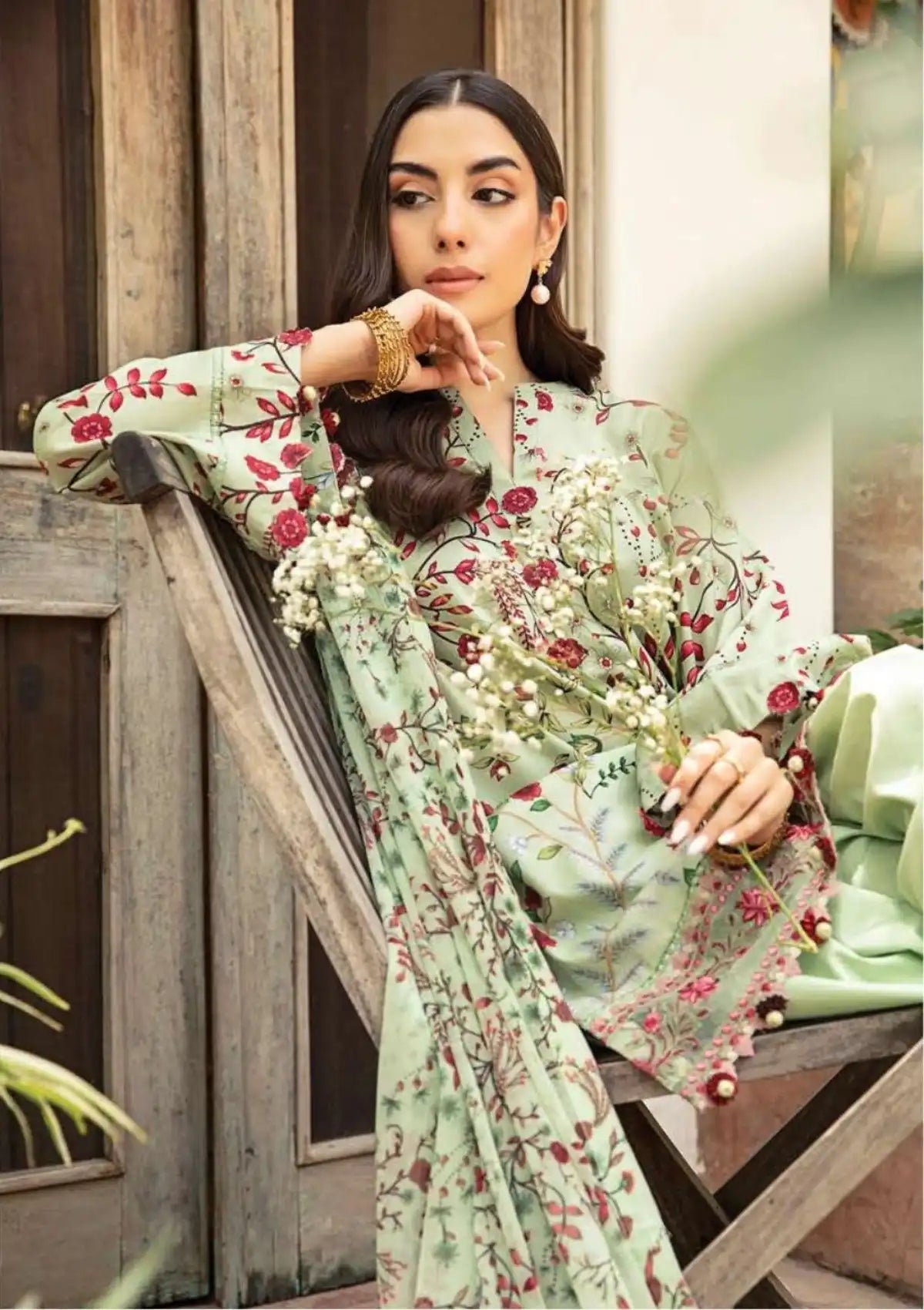 mohsin-saeed-fabrics-designer-daily-wear-formal-and-wedding-suits-within-budget-This-product-is-from-maria-b-m-basic-eid-lawn25-d-12b-is-available-on-Mohsin-saeed-fabrics-website.